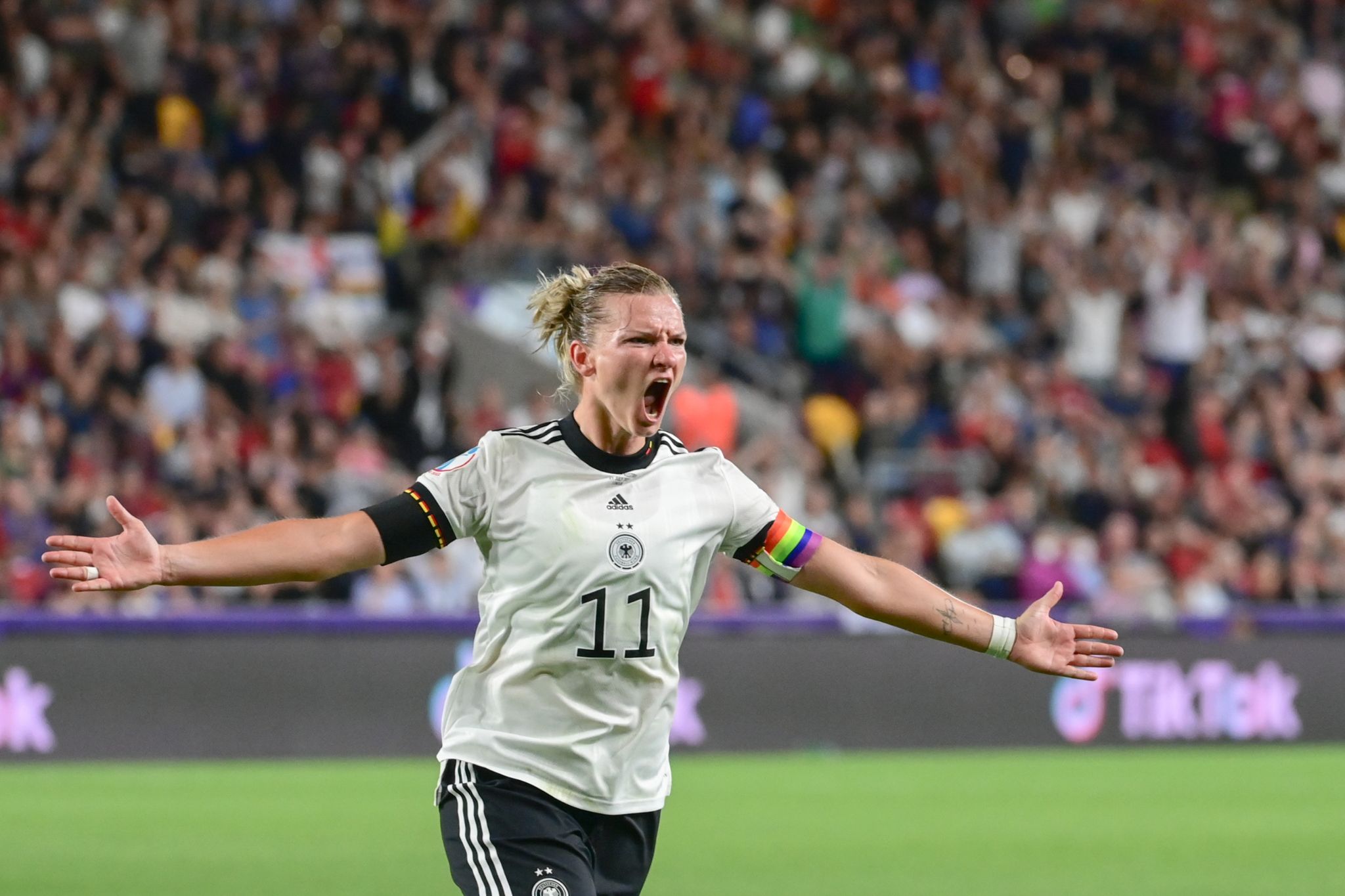 «Bewundernswert»: DFB-Frauen ohne Gegentor im Halbfinale