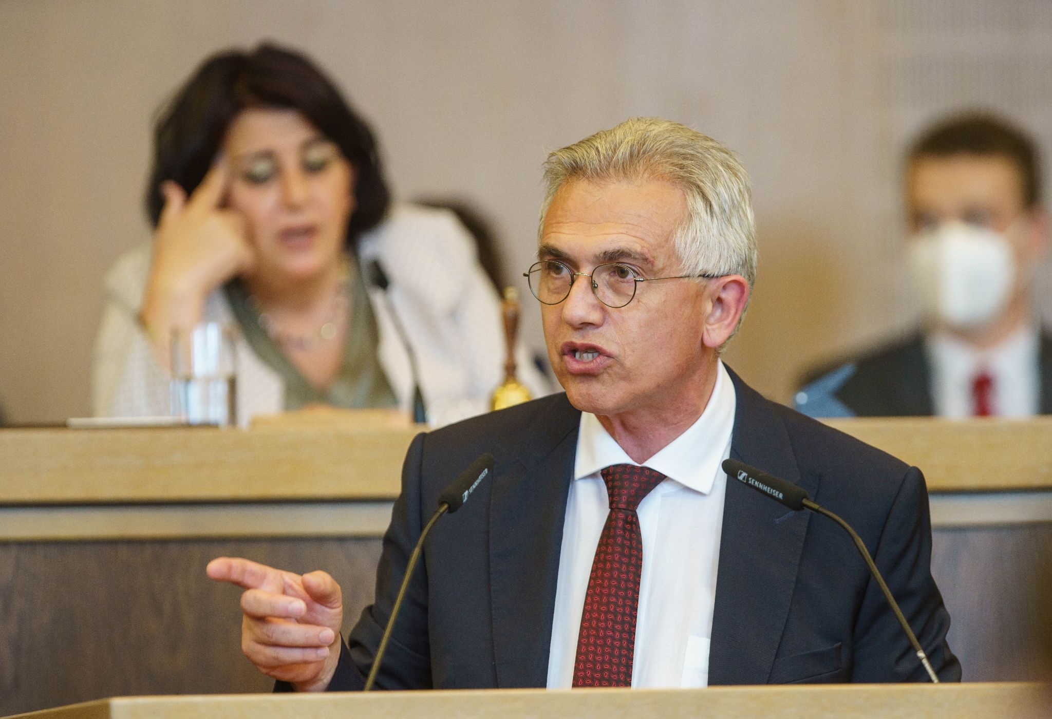 Abwahlverfahren gegen Frankfurter OB gestartet