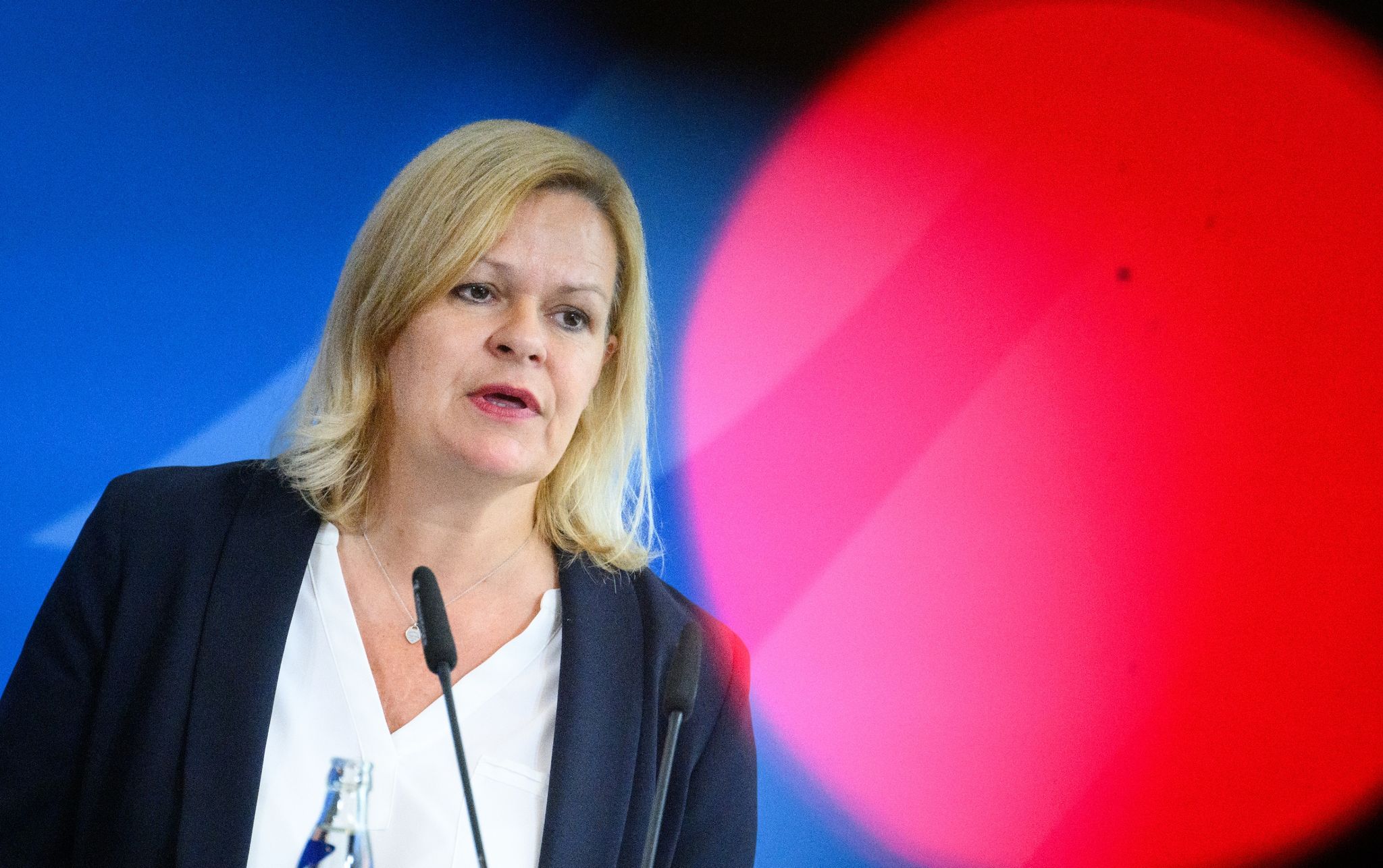 Mehr Cybersicherheit: Faeser für Grundgesetzänderung