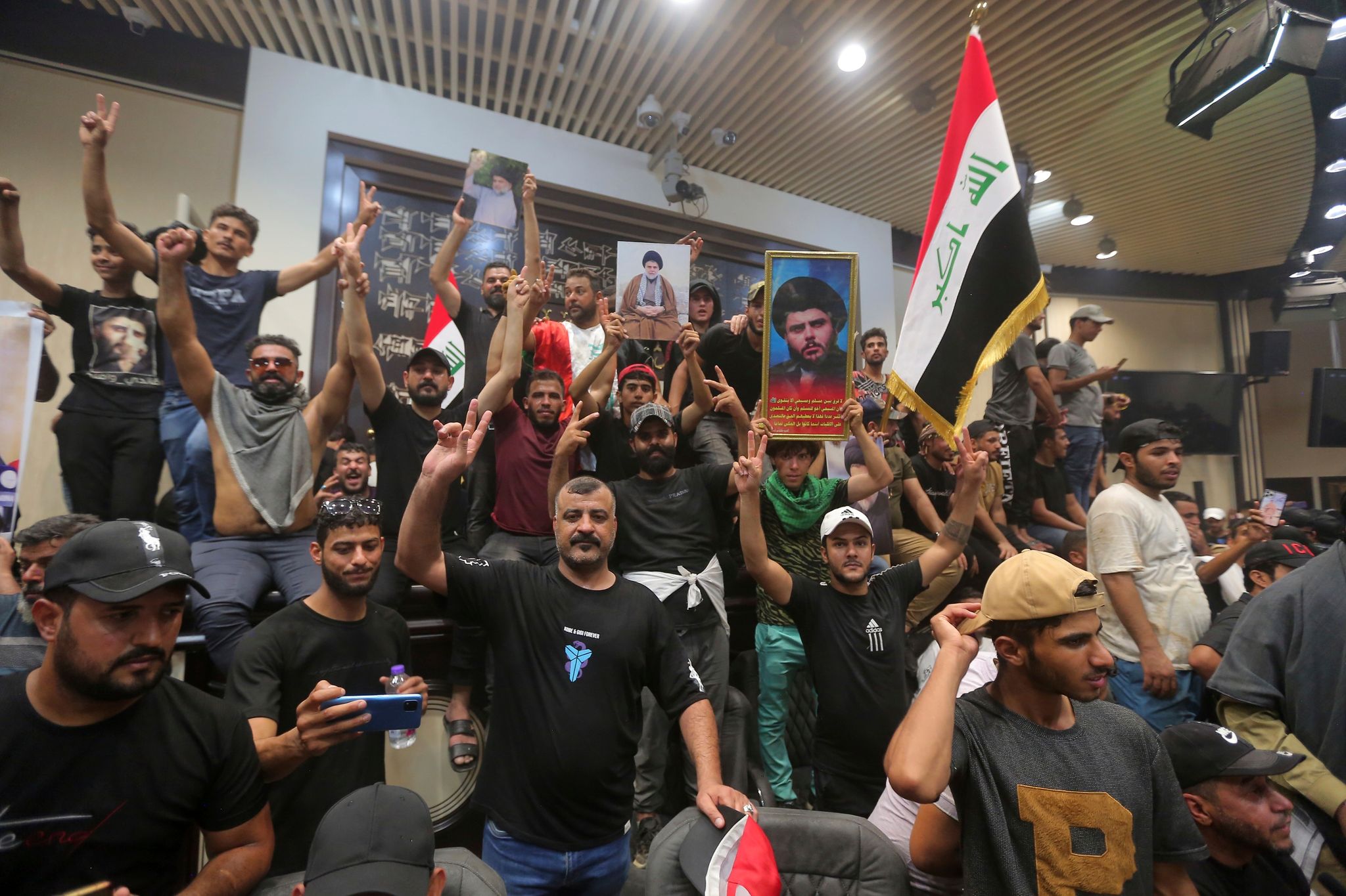 Machtkampf im Irak: Demonstranten besetzen Parlament