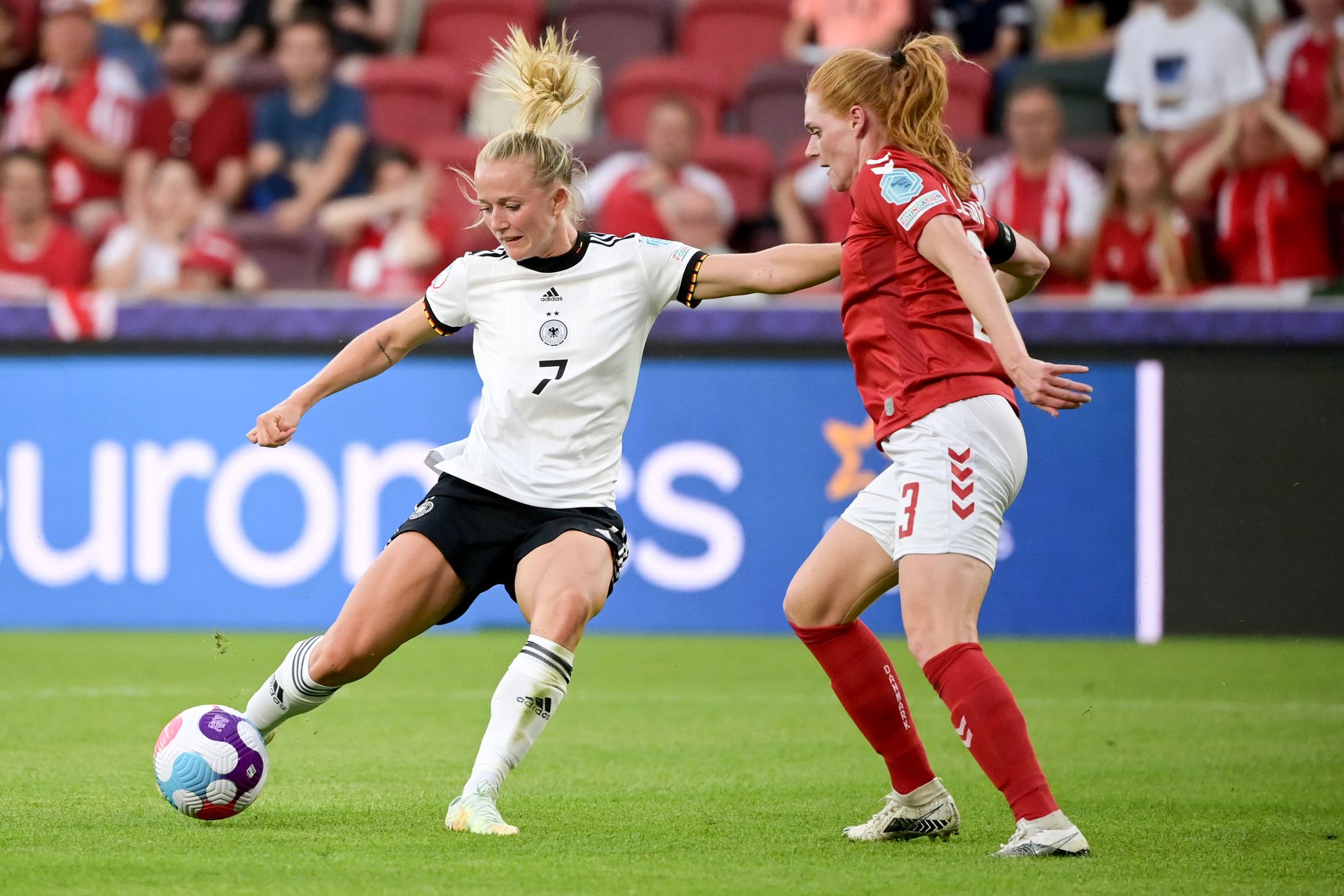 Schüller-Ausfall schreckt DFB-Frauen: «Für Lea spielen»