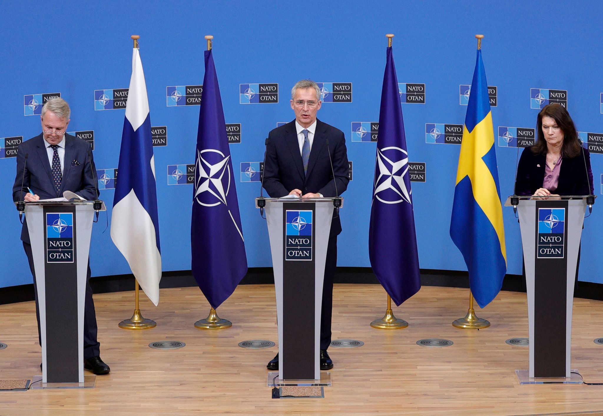 Nato-Beitrittsprotokolle für Finnland und Schweden unterzeichnet