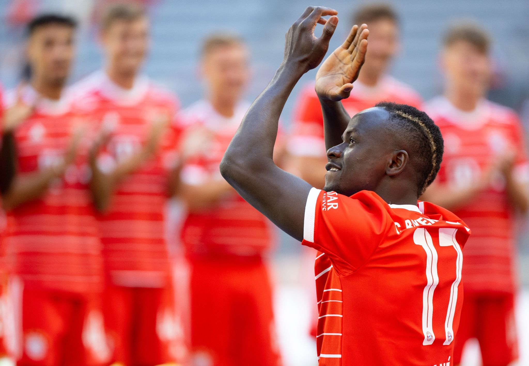 So geht’s ohne Lewandowski: Mané und de Ligt treffen bei 6:2