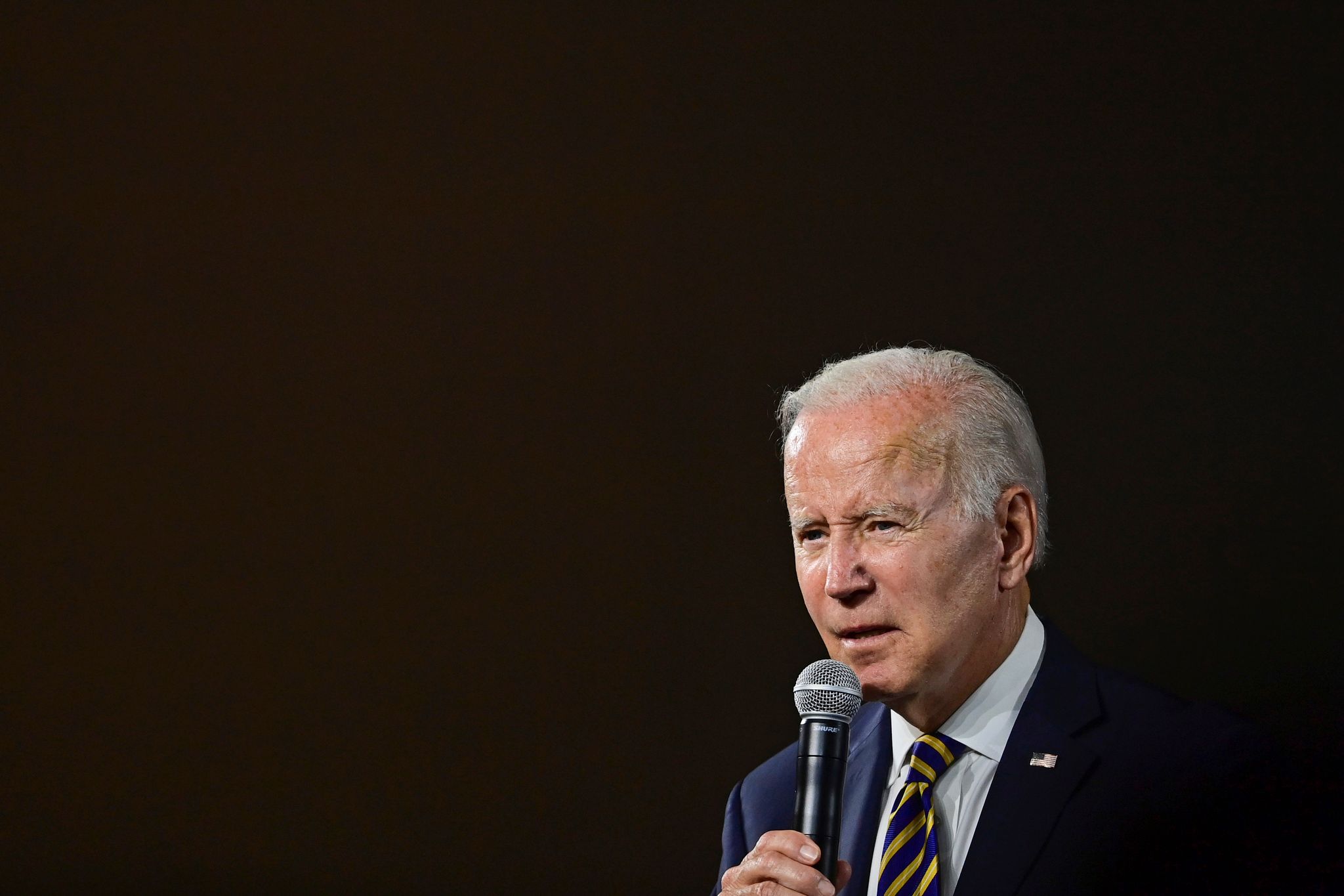 Biden trifft in Saudi-Arabien umstrittenen Kronprinzen