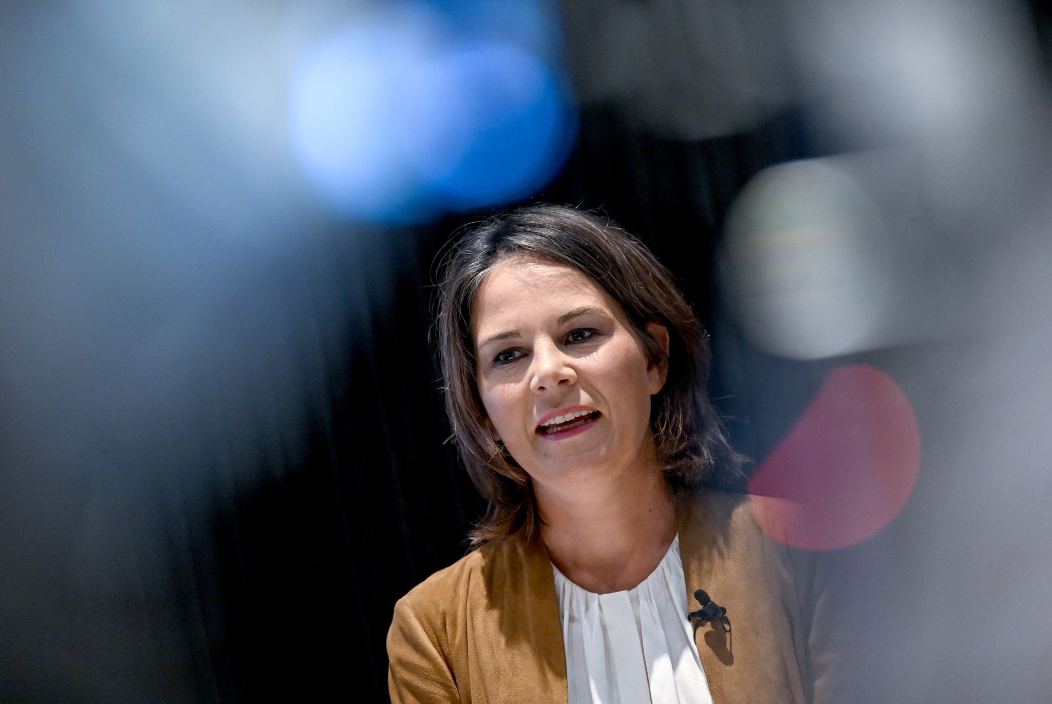 Einreisebeschränkungen für Russen: Baerbock kompromissbereit