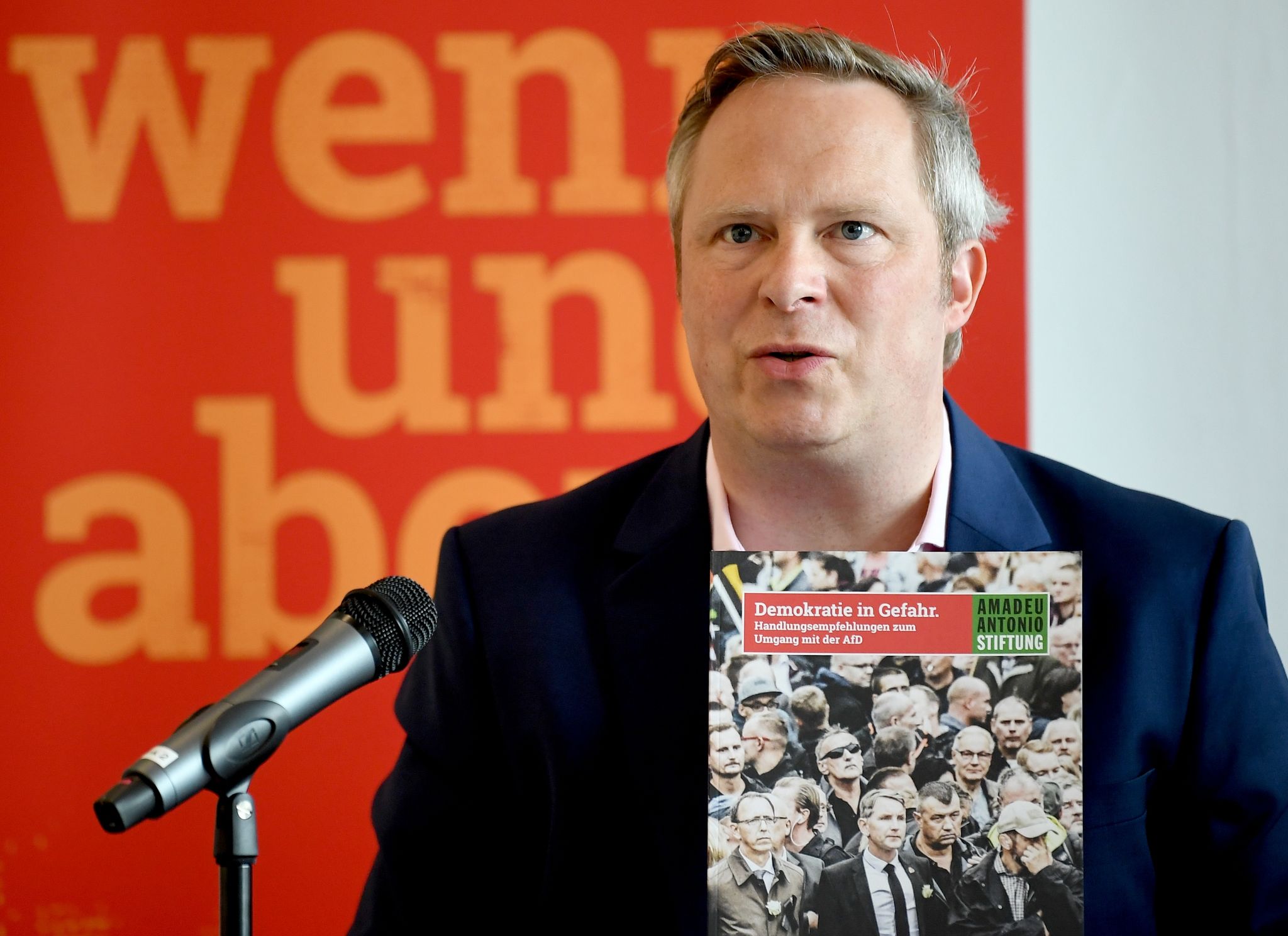 Stiftung sieht wachsendes anti-demokratisches Protestmilieu