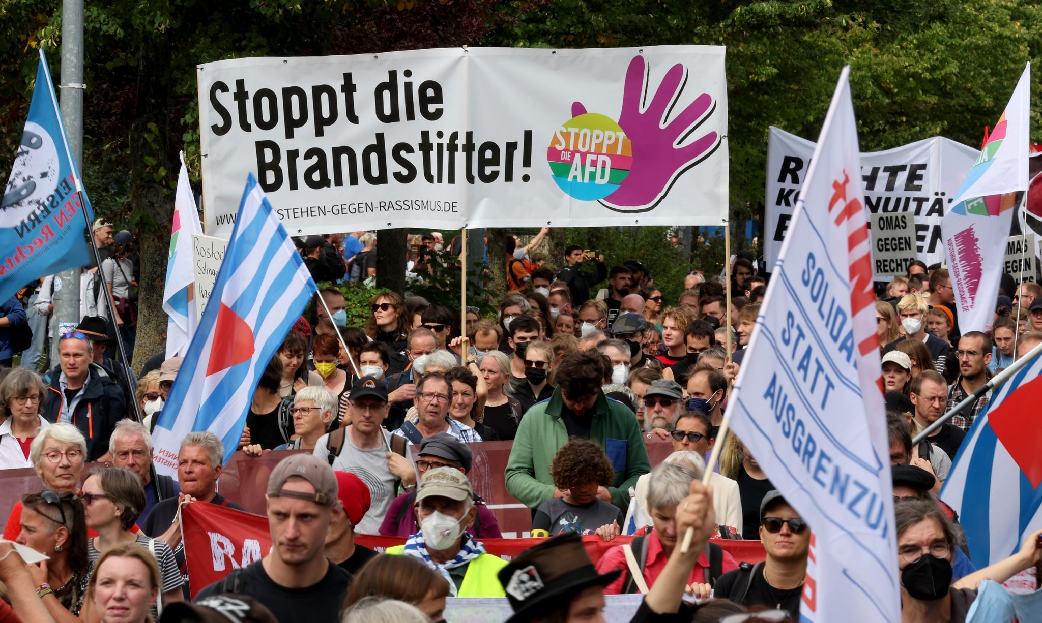 30 Jahre nach Lichtenhagen: Demonstration für Konsequenzen