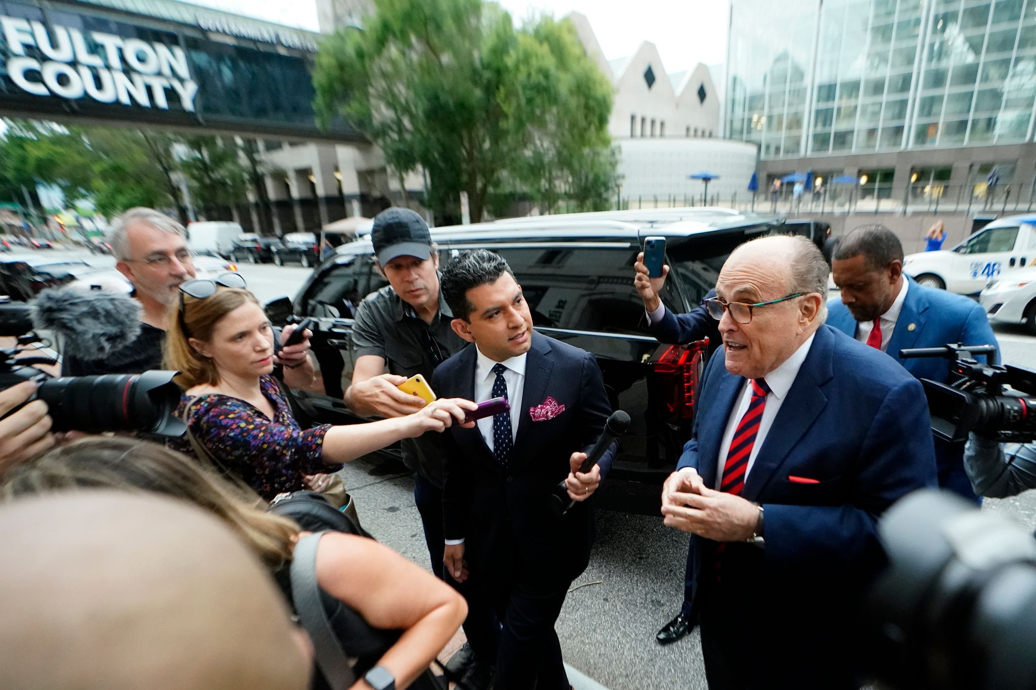 Trump-Vertrauter Giuliani vor Geschworenenjury