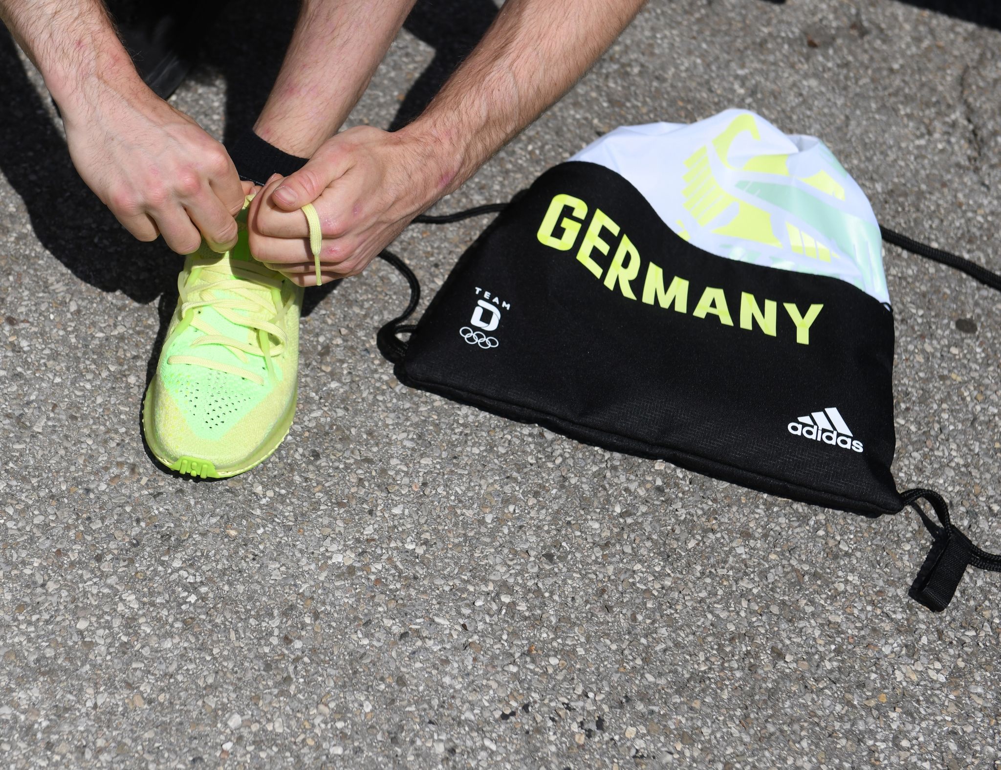 Athletenverein fordert Debatte um Geld und Werte