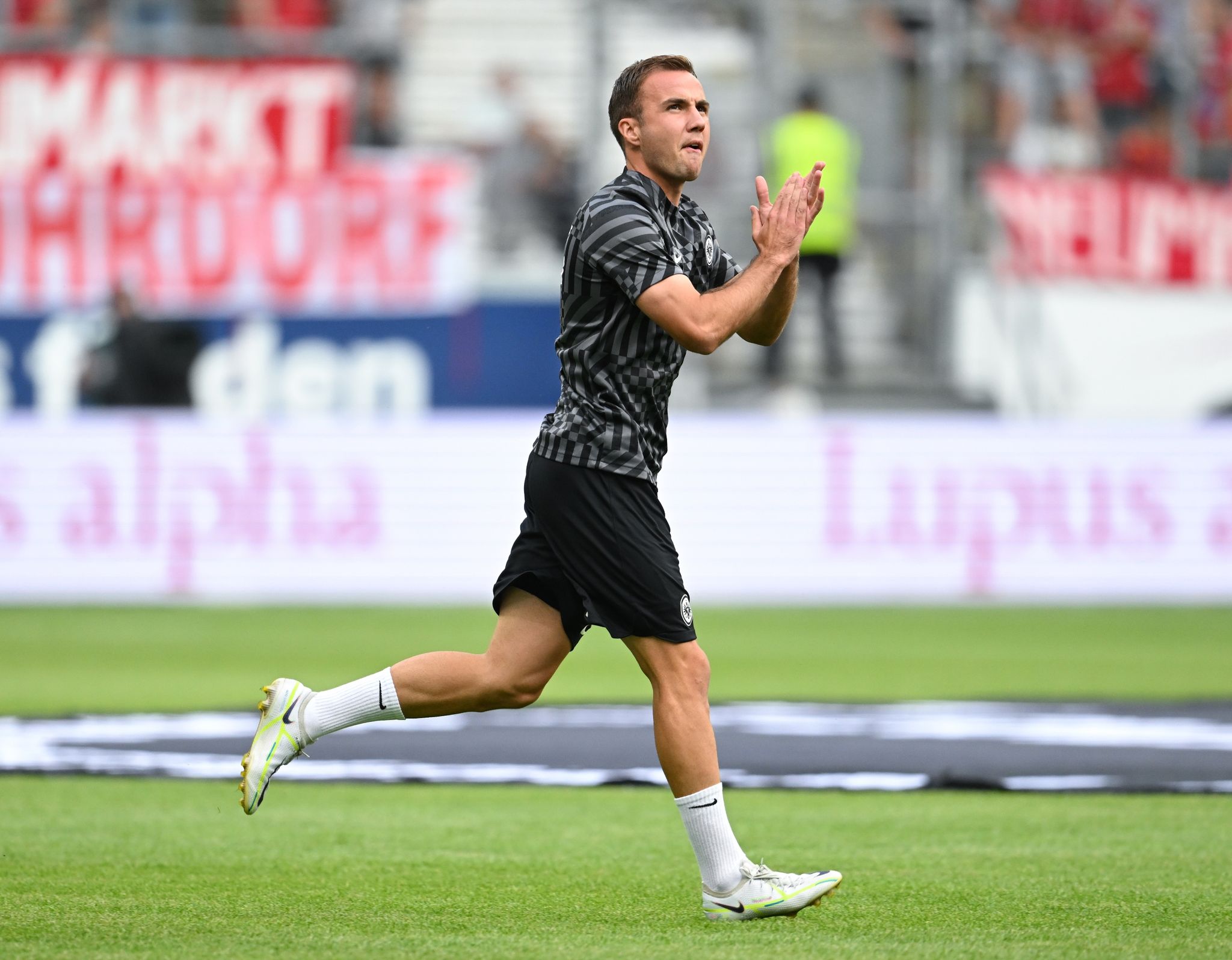 Bayern zunächst ohne de Ligt – Eintracht mit Rode