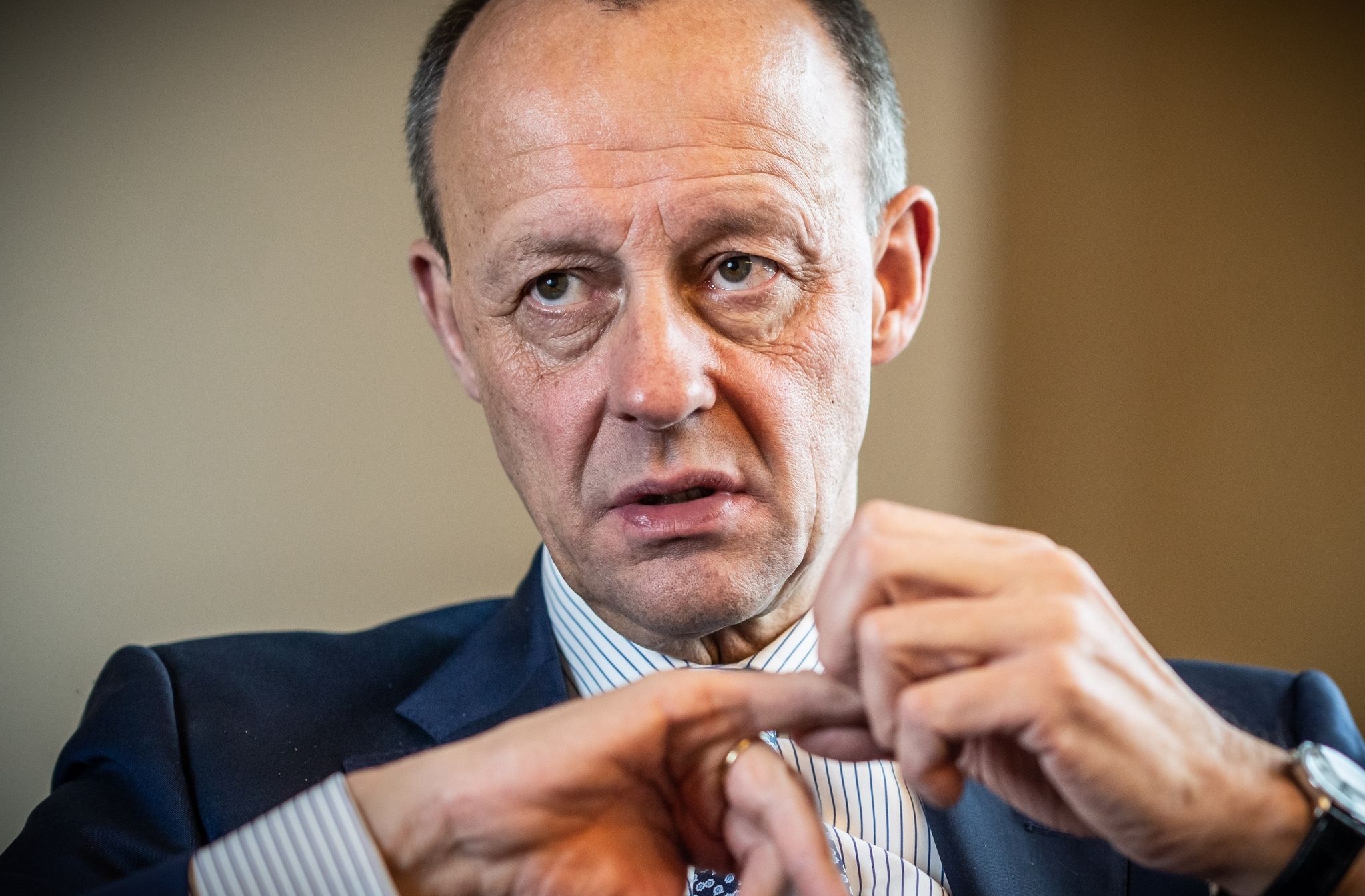 Merz offen für soziales Pflichtjahr – FDP strikt dagegen
