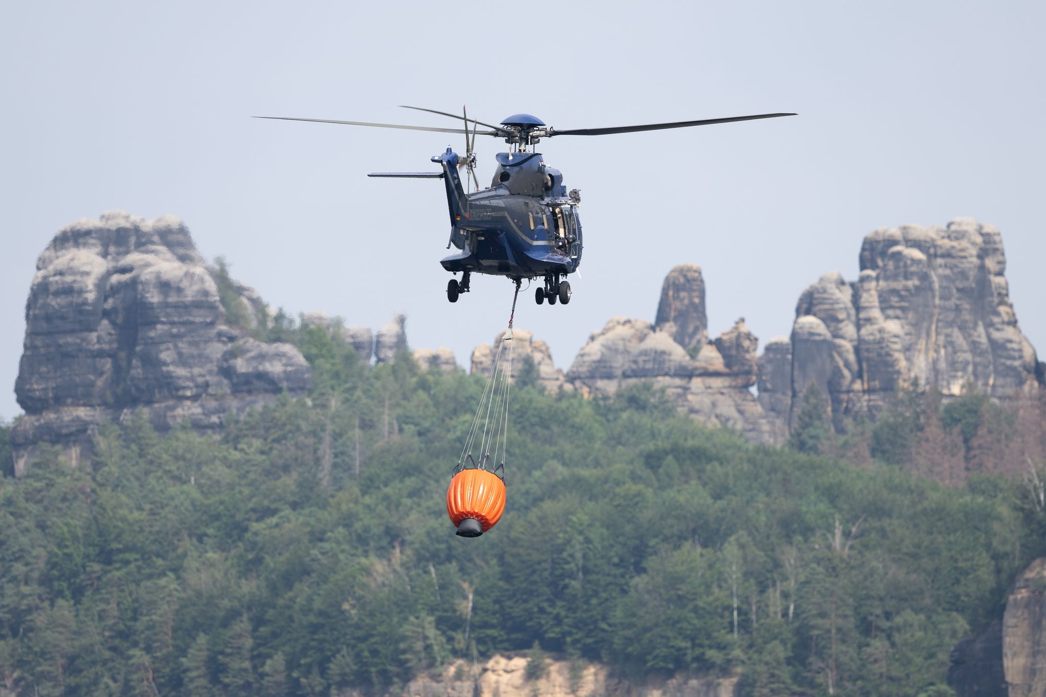 Lage im Waldbrandgebiet Sächische Schweiz weiter ernst