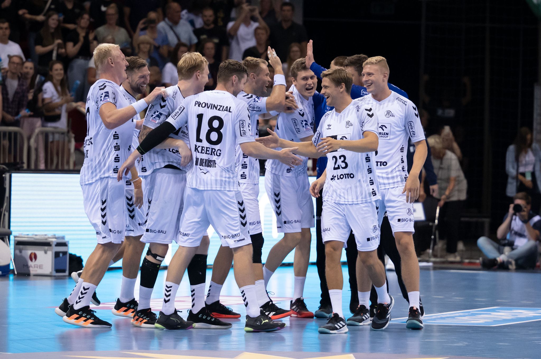 Zwölfter Sieg: Kiel triumphiert im Supercup gegen Magdeburg