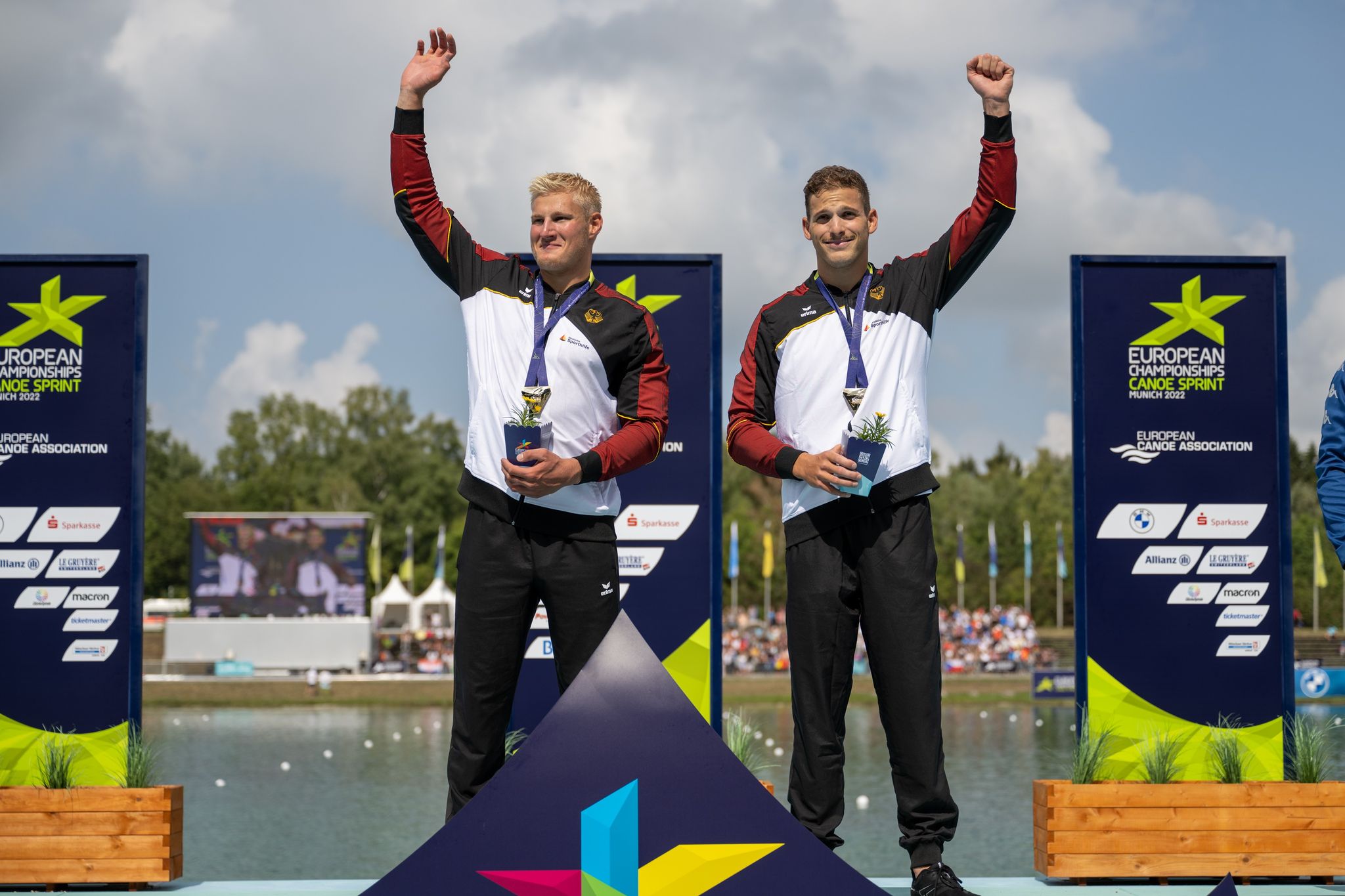 Hiller/Grossmann holen EM-Gold im Kanu