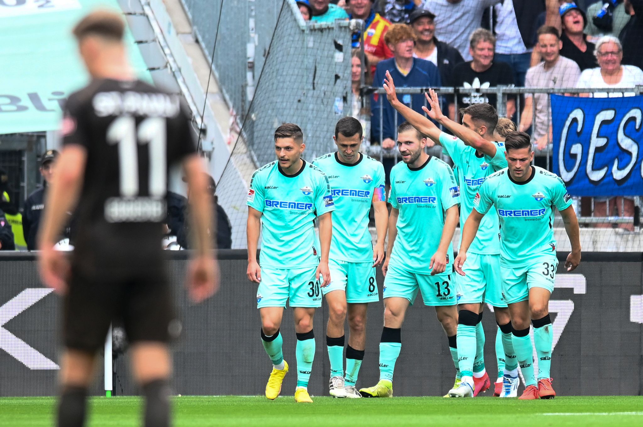 Zweitliga-Spitzenteams verspielen Sieg – HSV gut erholt