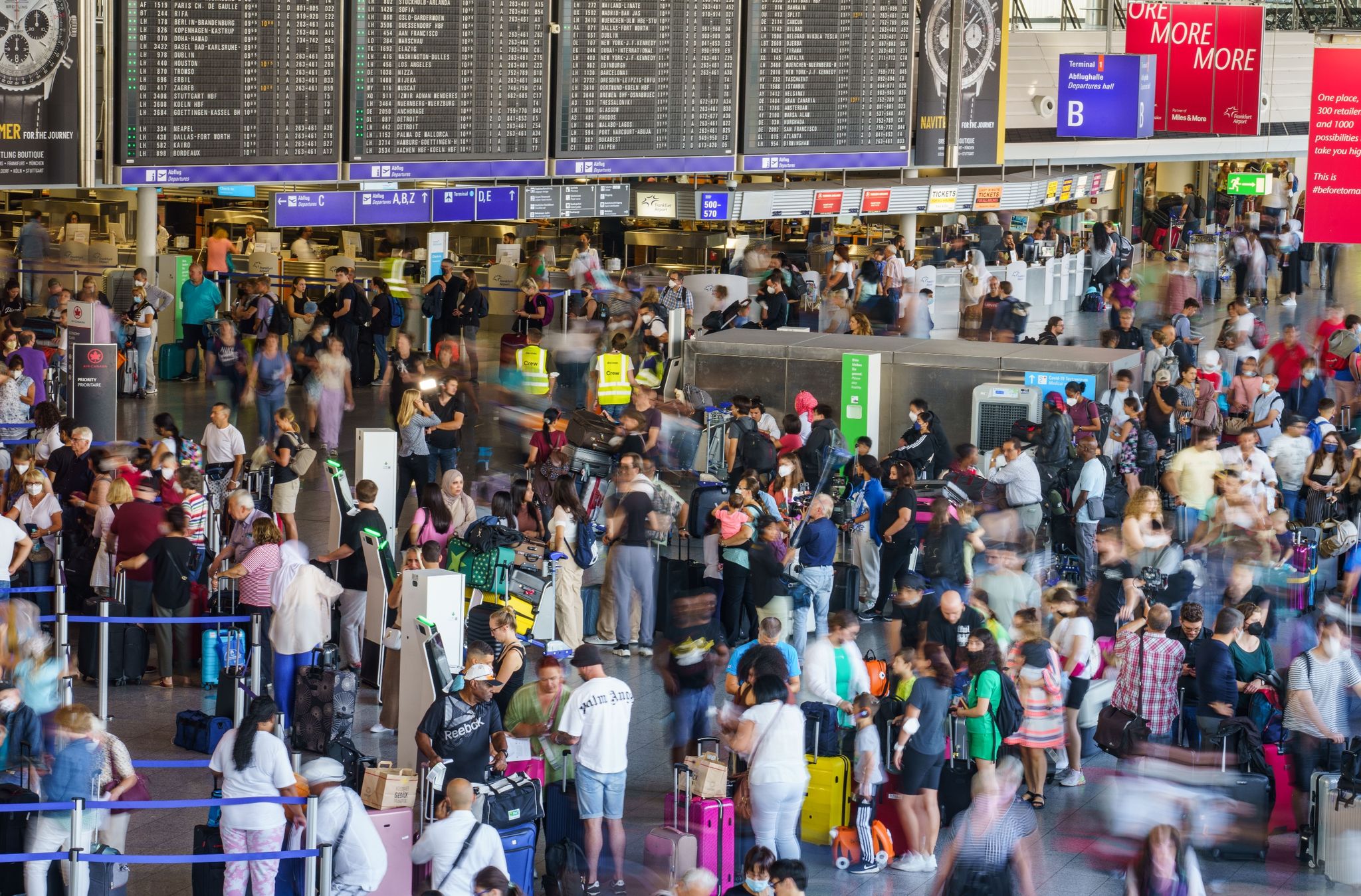 Verbände beklagen Bürokratie: Nur 250 Flughafen-Helfer