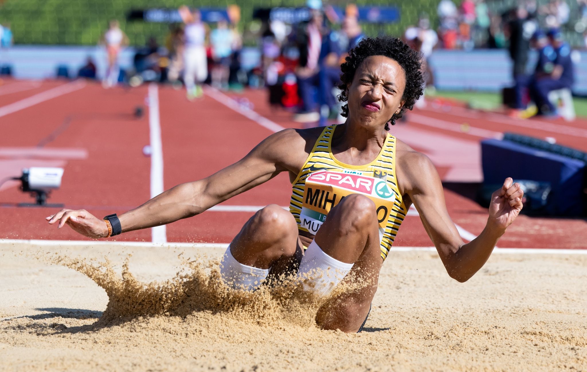 Weitsprung-Star Mihambo glückt Start aus «kalter Hose»