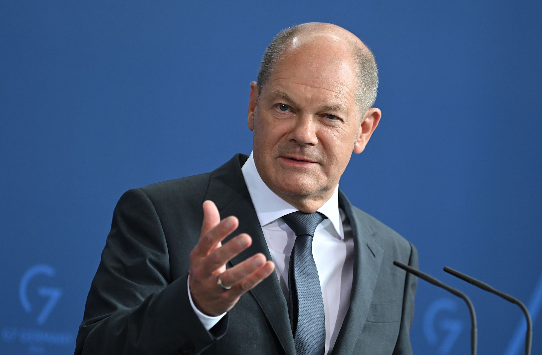 Scholz-Besuch beim DFB: «Große Ehre» und ein großes Thema