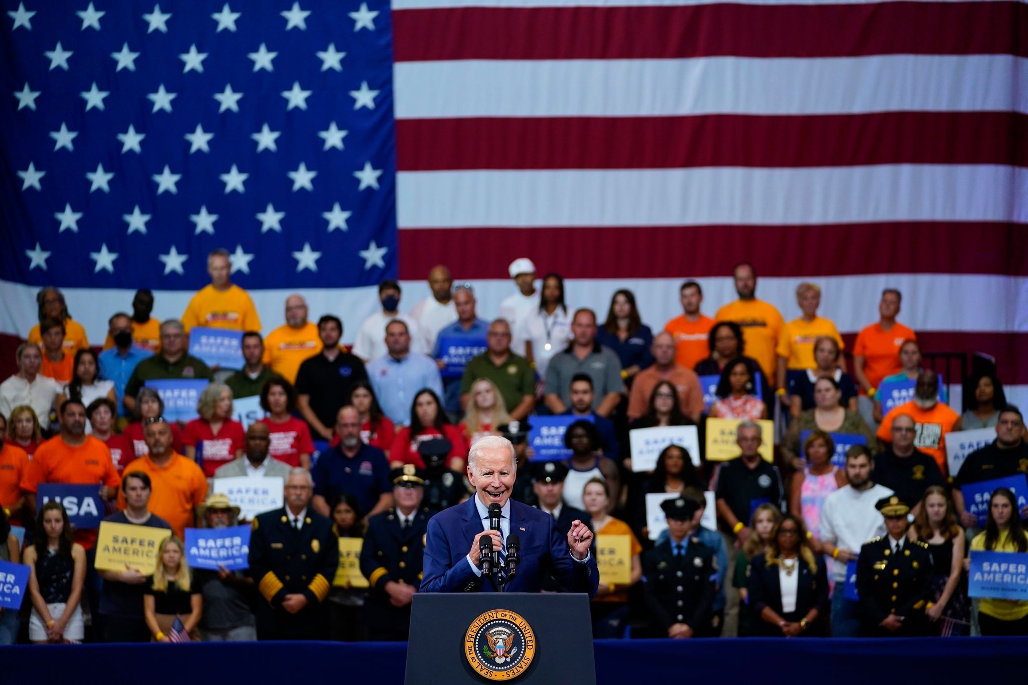 Biden attackiert Republikaner und Trump-Anhänger