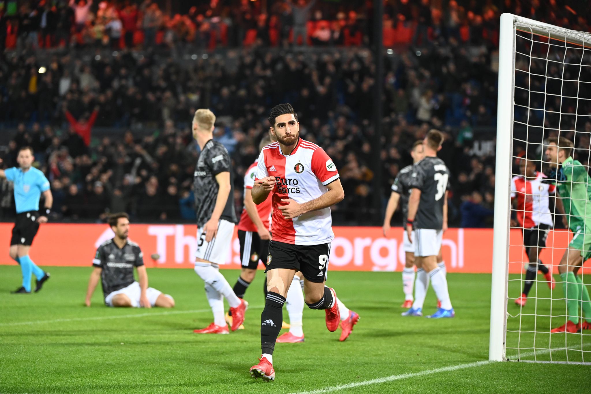 Iranische Nationalspieler «auf der Seite des Volkes»