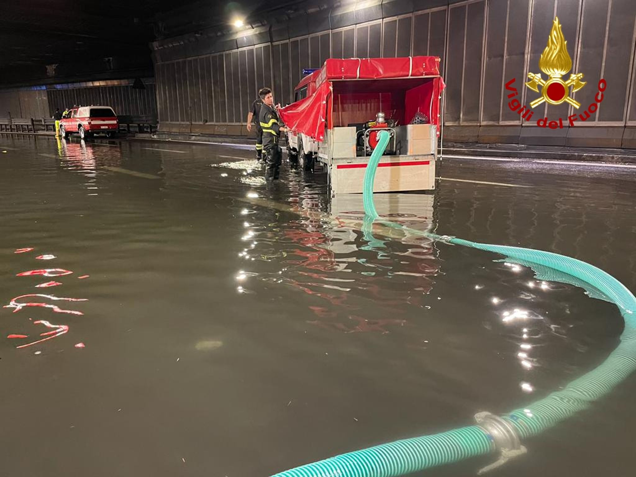 Überschwemmungen: Acht Tote und mehrere Vermisste