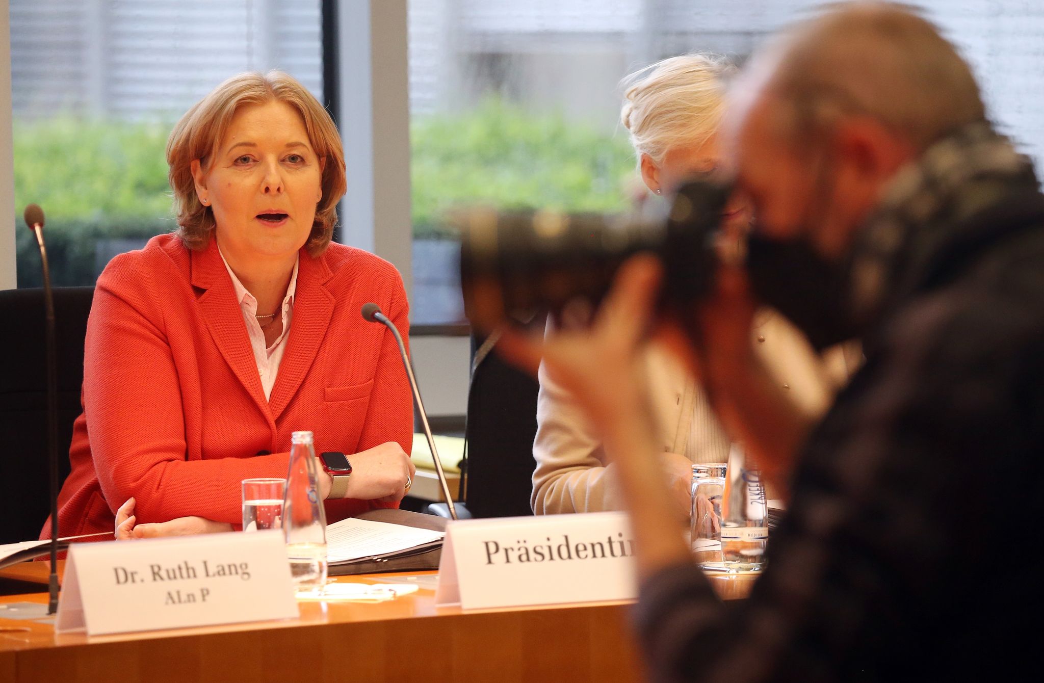 Lehren aus Afghanistan-Einsatz: Kommission nimmt Arbeit auf