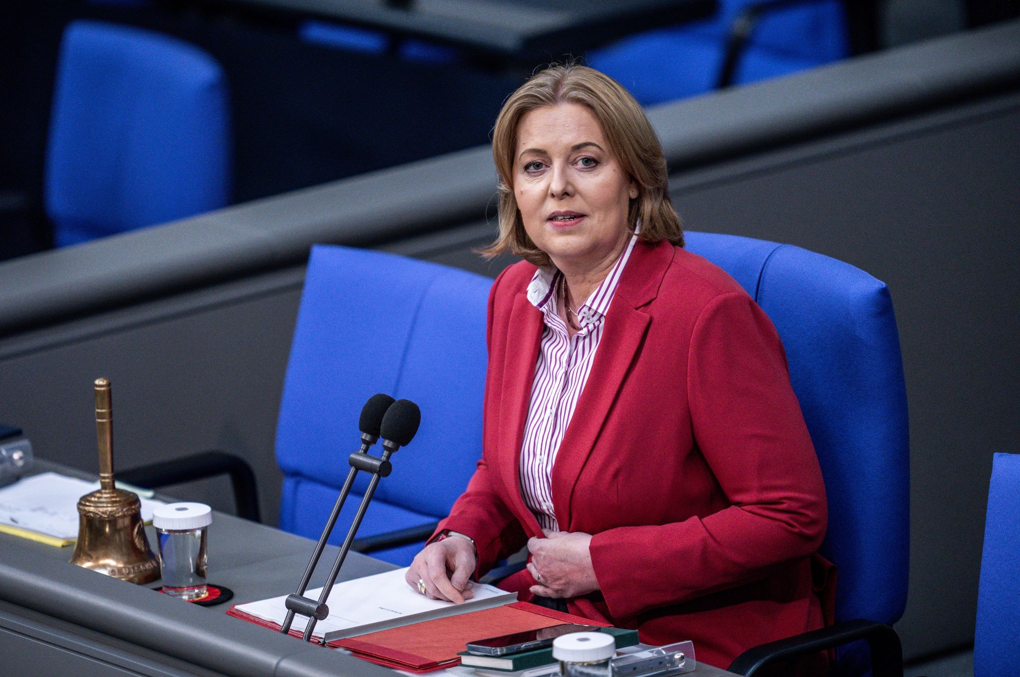 Bundestagspräsidentin kritisiert Ampel-Entlastungspakete