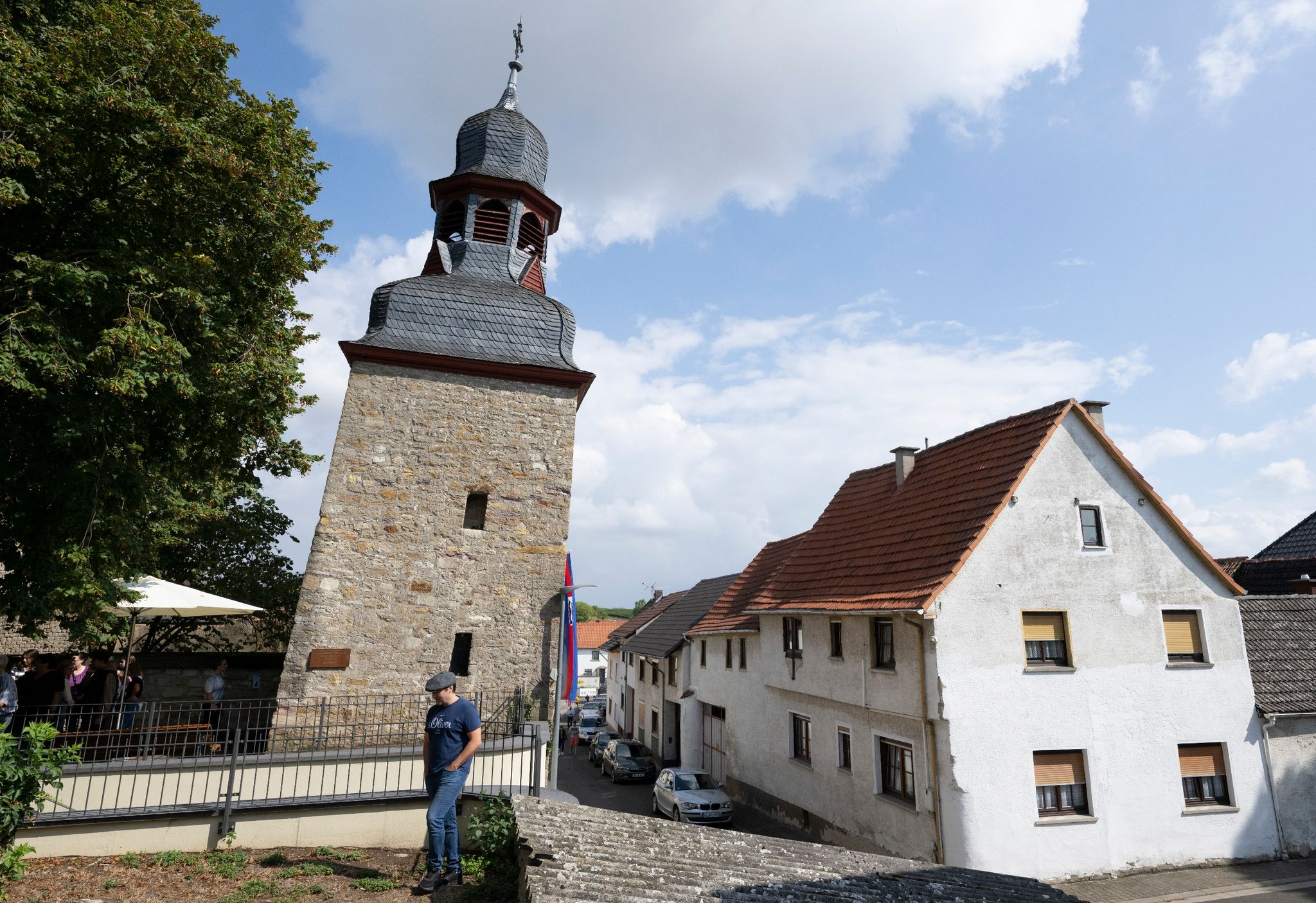 Schiefster Turm der Welt steht in Gau-Weinheim