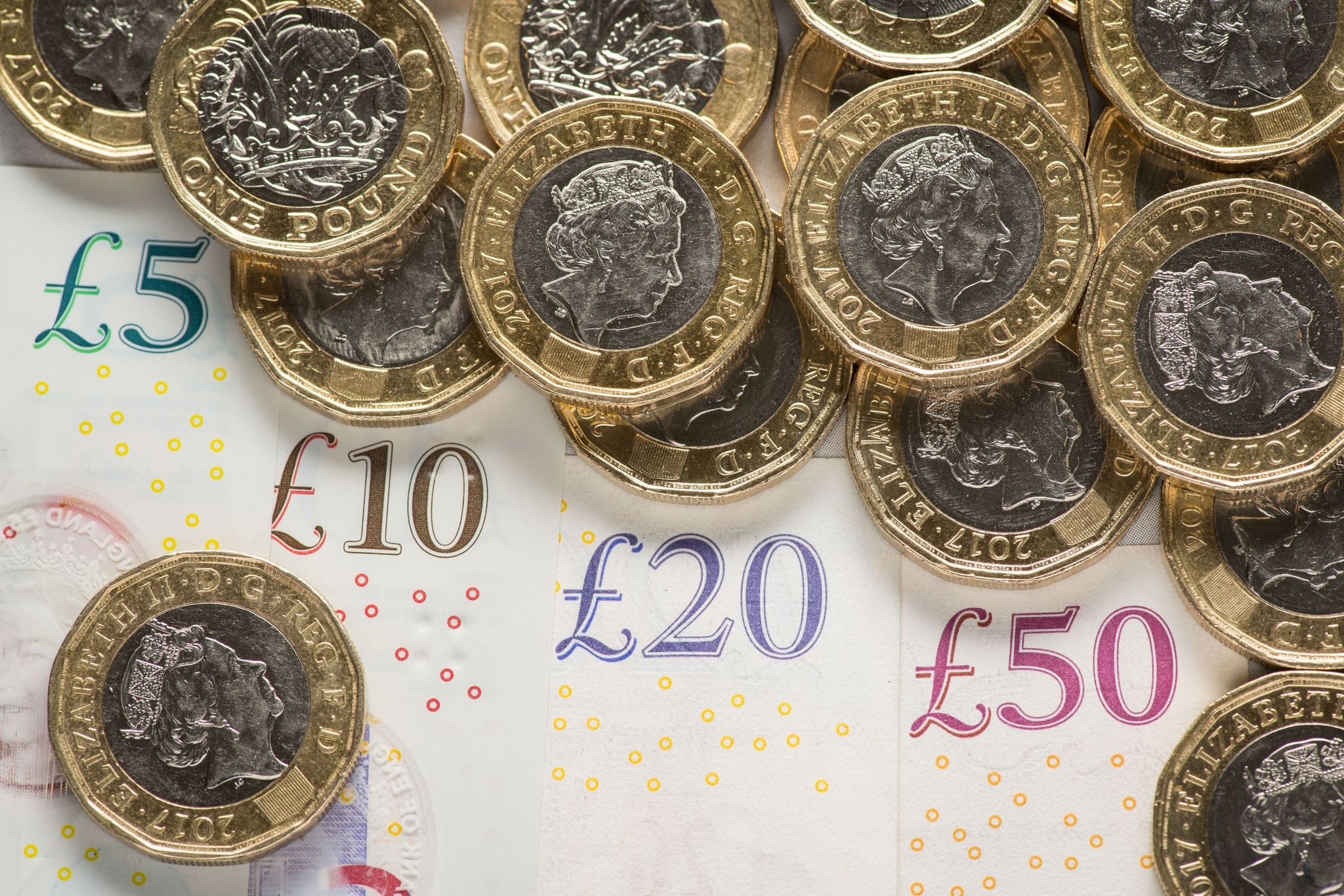 Britisches Pfund fällt auf Rekordtief