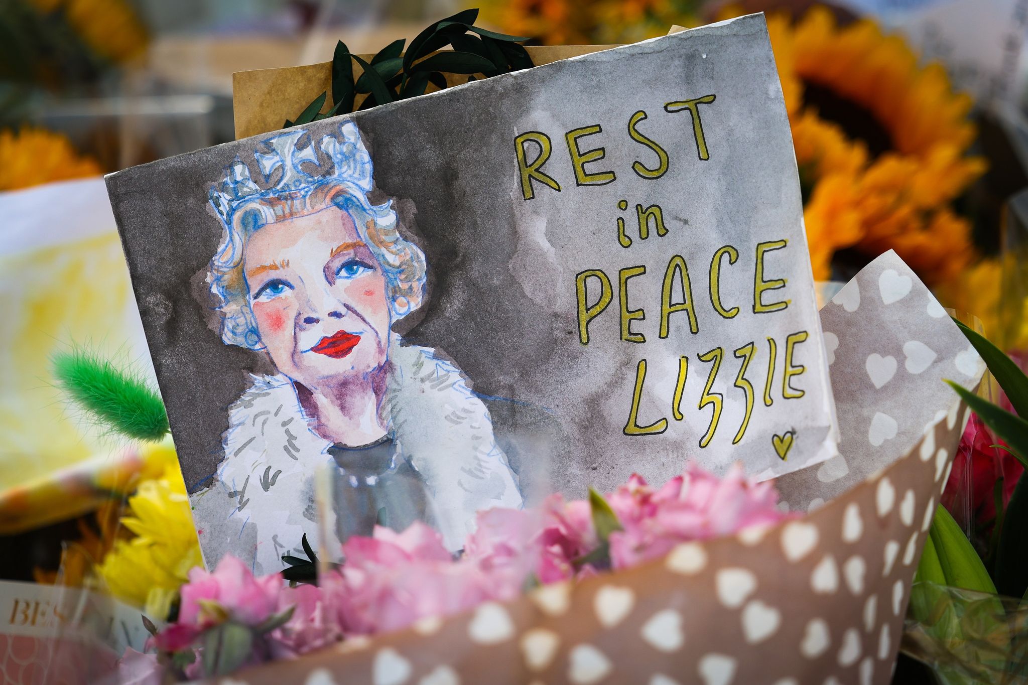 Zwei Tage vor Queen-Aufbahrung warten schon erste Trauernde