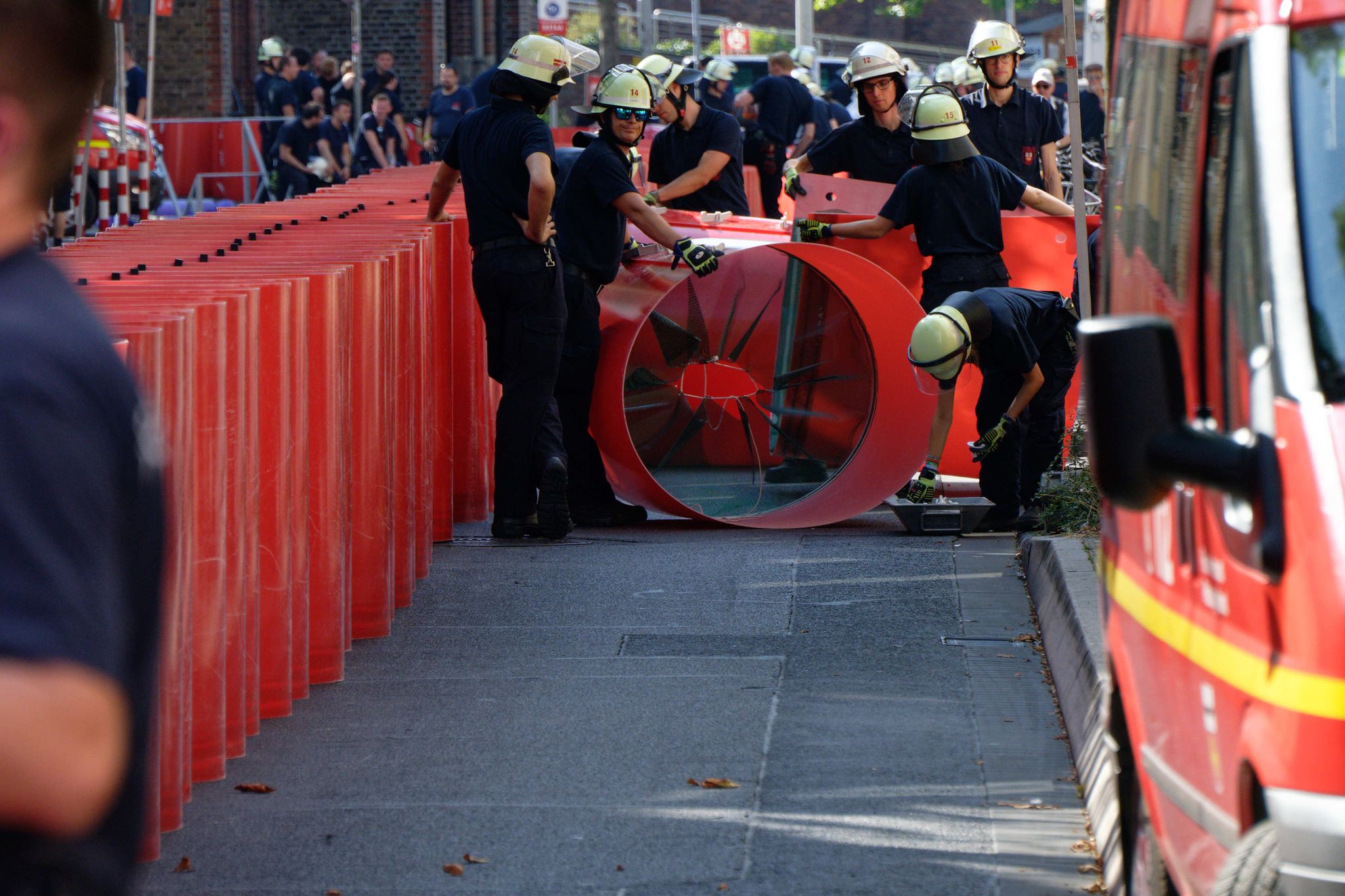 NRW-Innenminister Reul beklagt Katastrophenschutz-Kürzungen