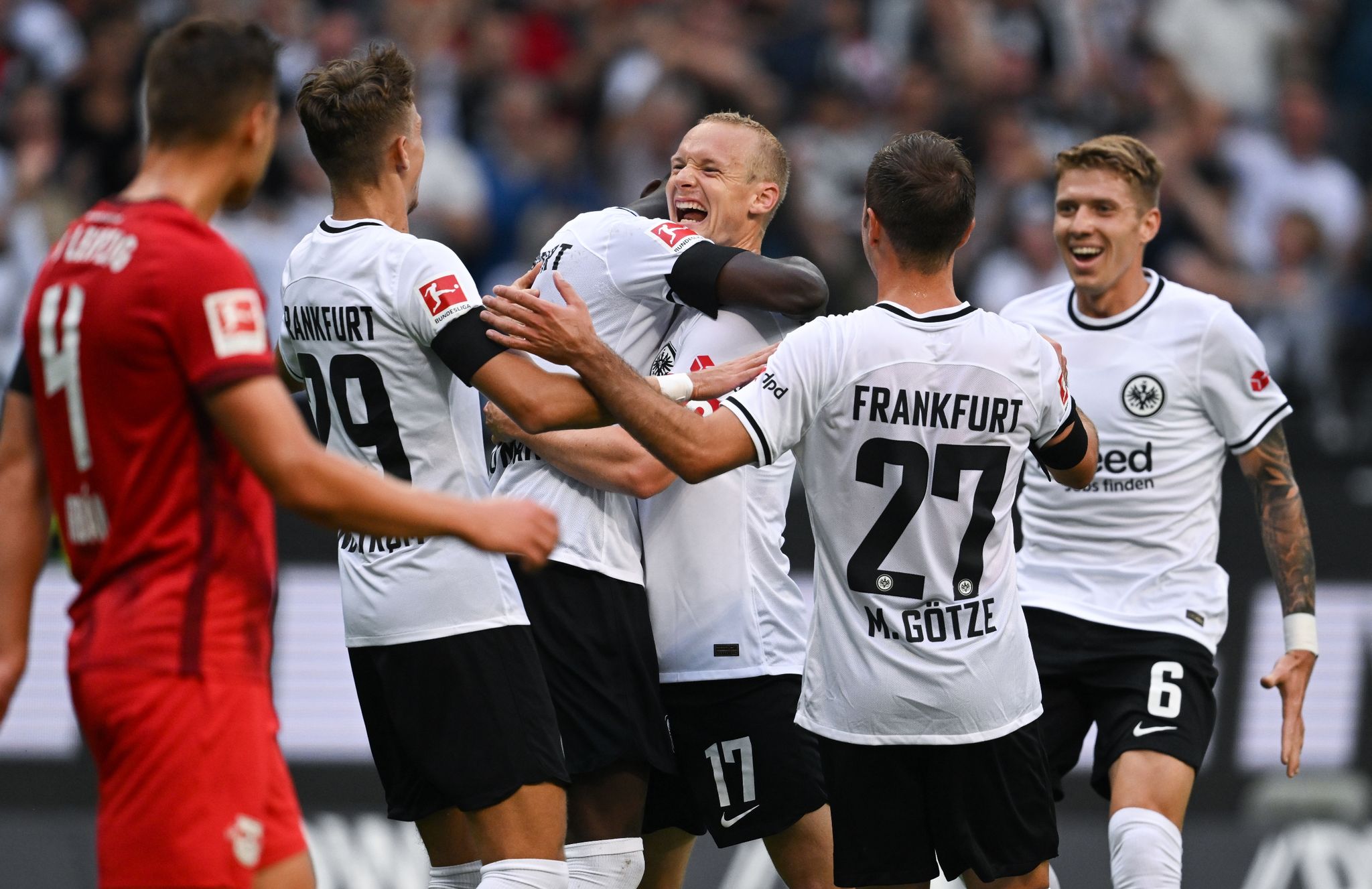 Hoher Sieg gegen Leipzig: Frankfurt bereit für Königsklasse