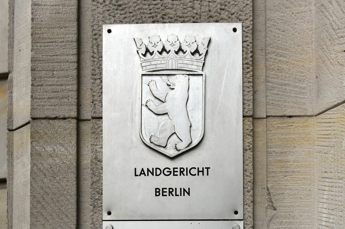 Frauenleiche im Koffer transportiert – Tötung gestanden