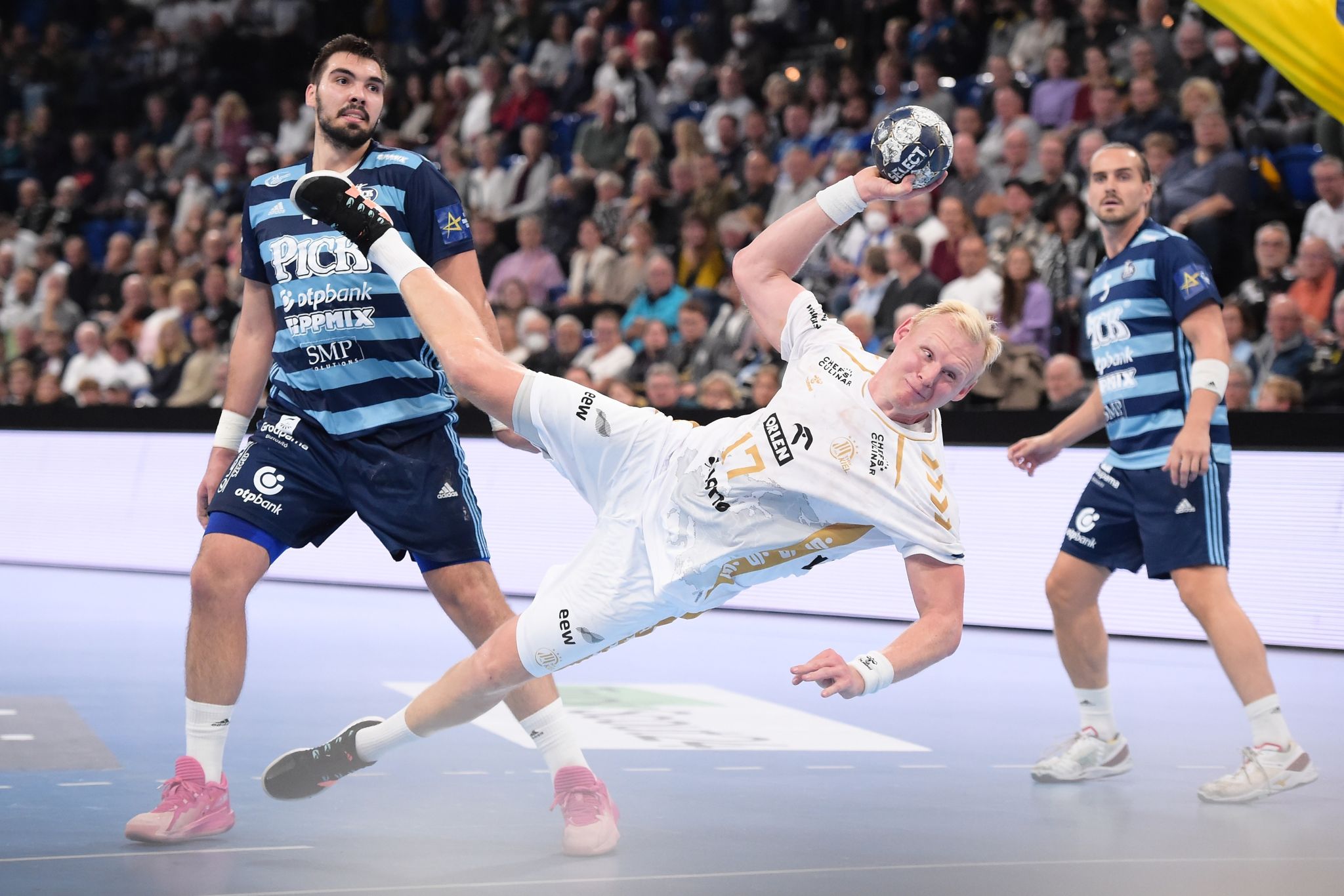 Kiels Handballer feiern 34:29-Heimsieg über Pick Szeged