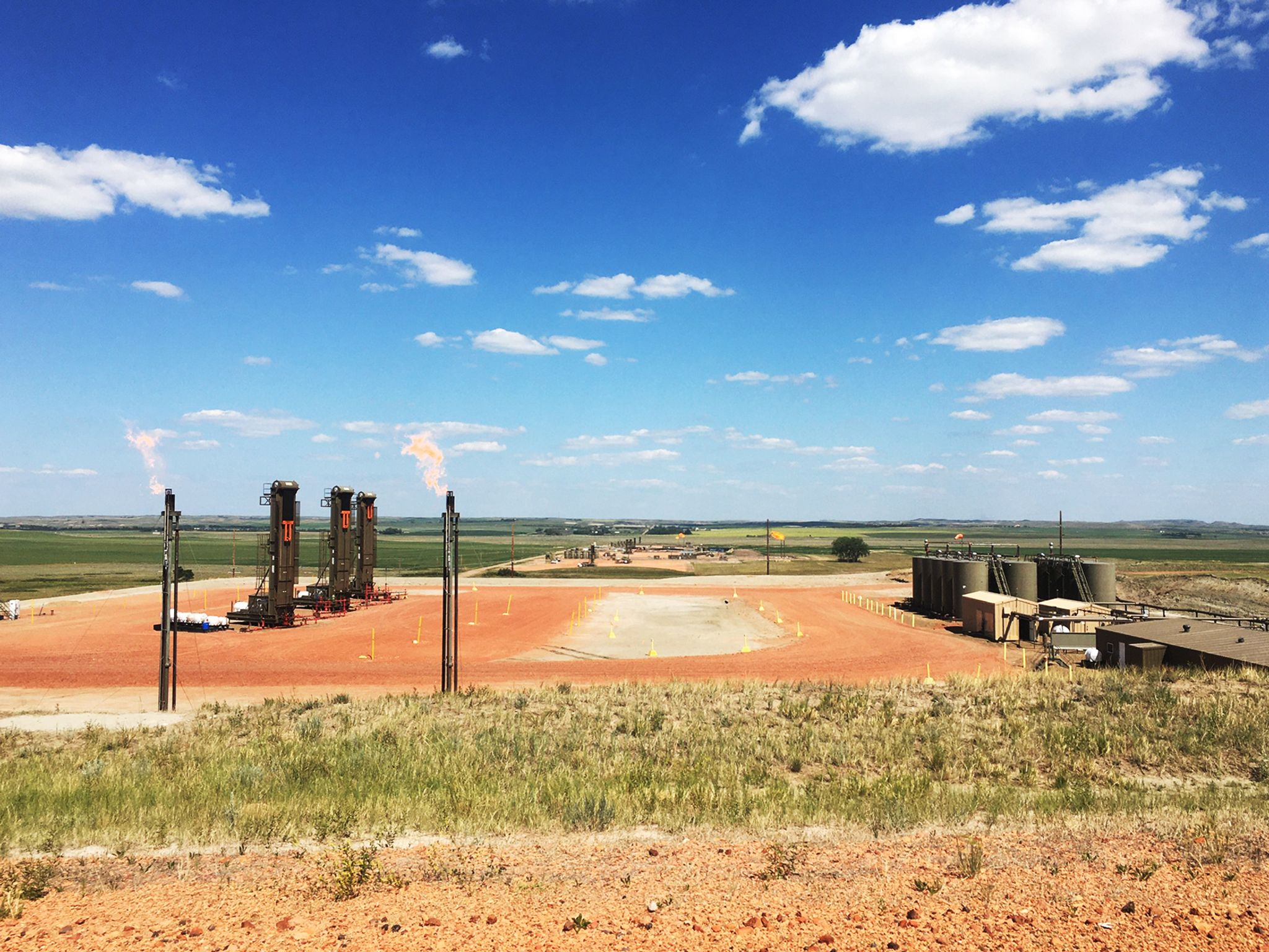 Methanausstoß beim Abfackeln von Erdgas höher als angenommen