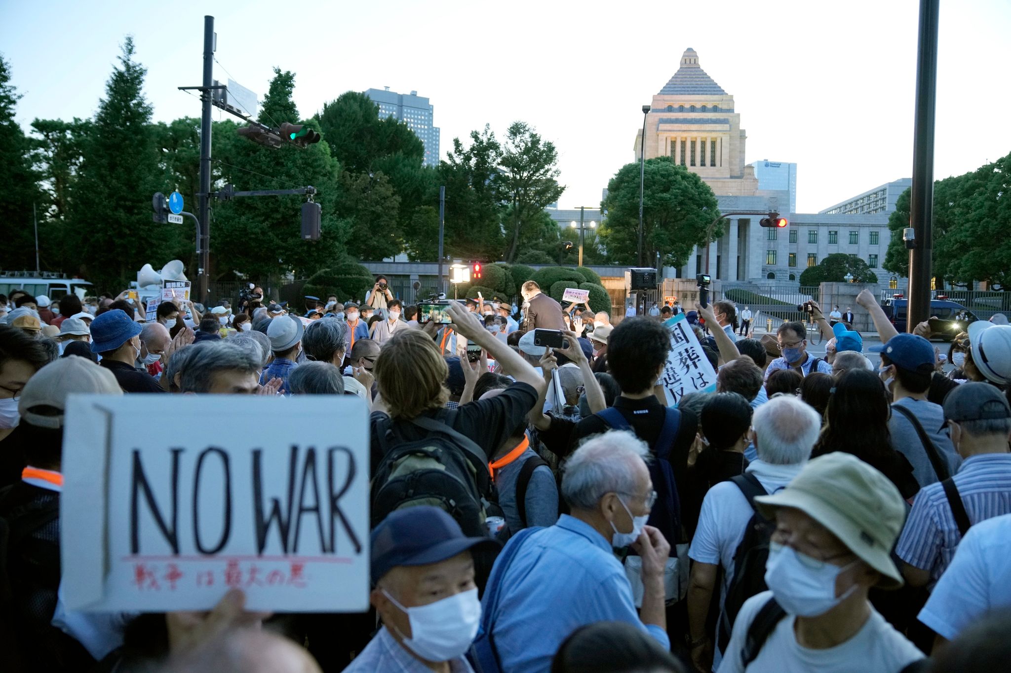 Großes Polizeiaufgebot zum Staatstrauerakt für Shinzo Abe