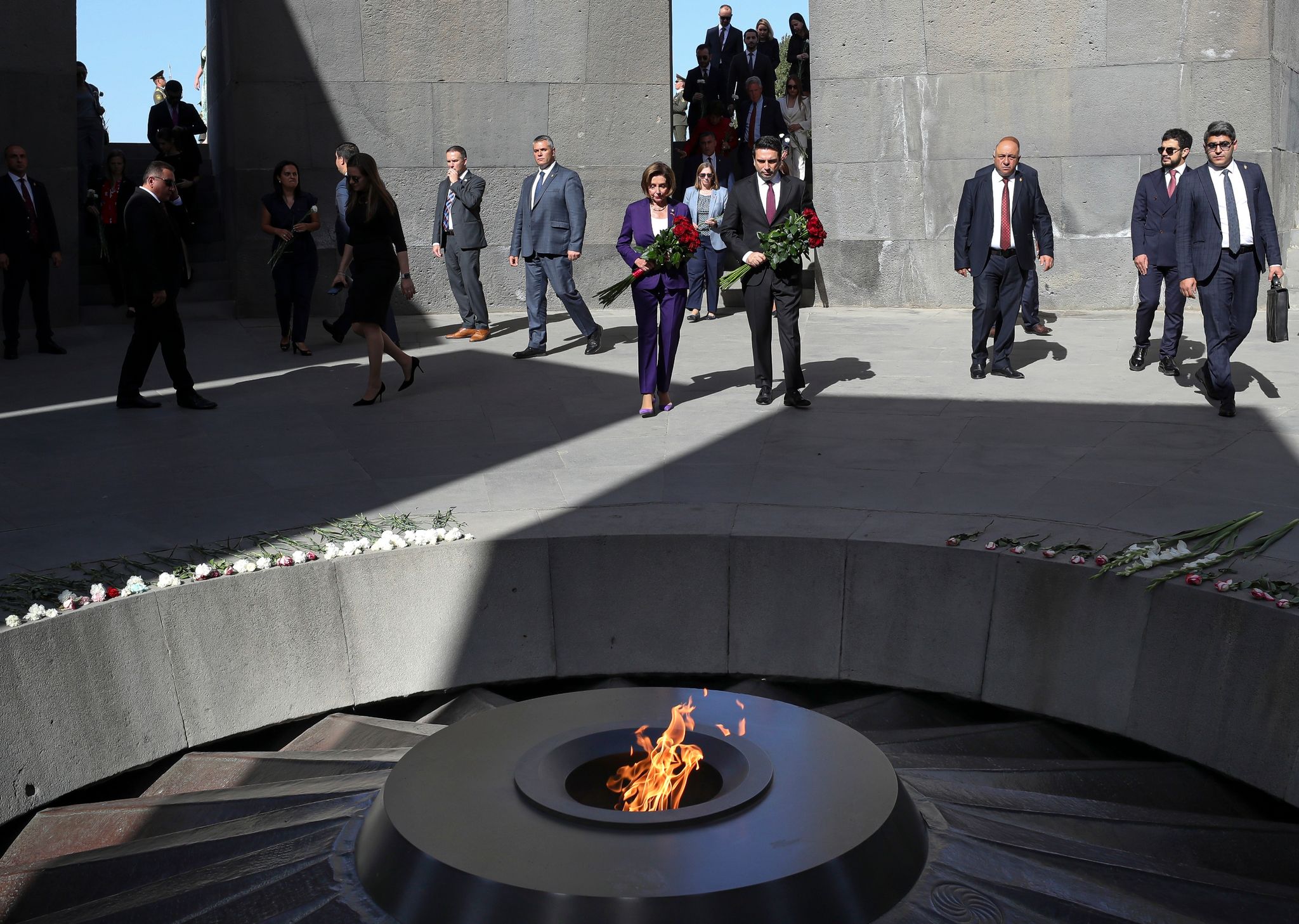 Pelosi verurteilt in Armenien Angriff Aserbaidschans