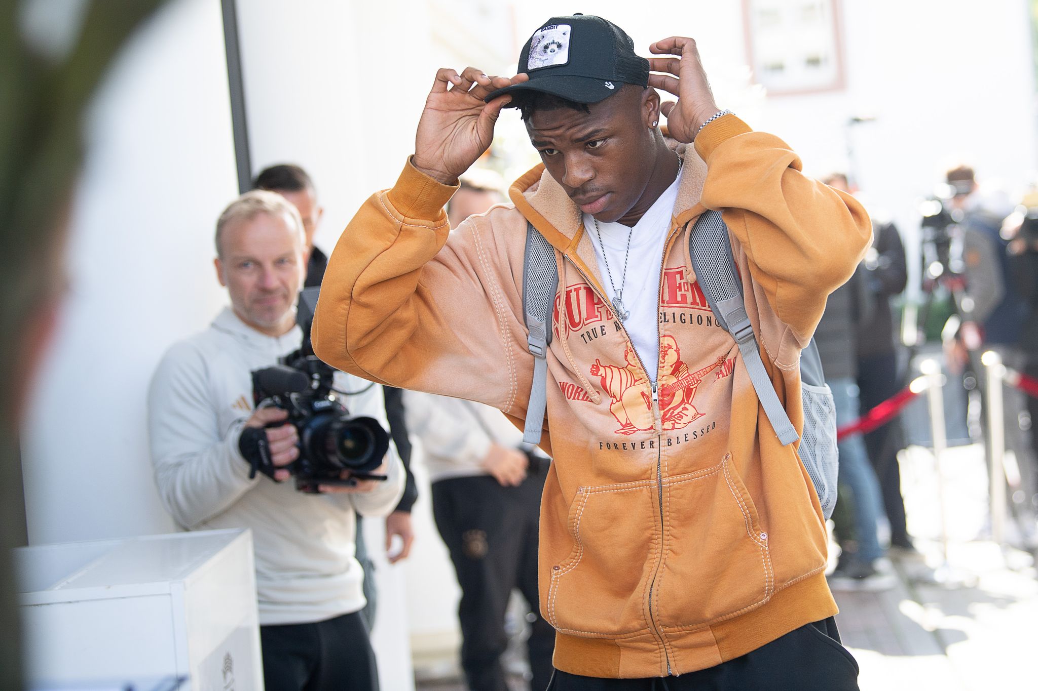 Flicks Langzeitplan mit Azubi Bella Kotchap