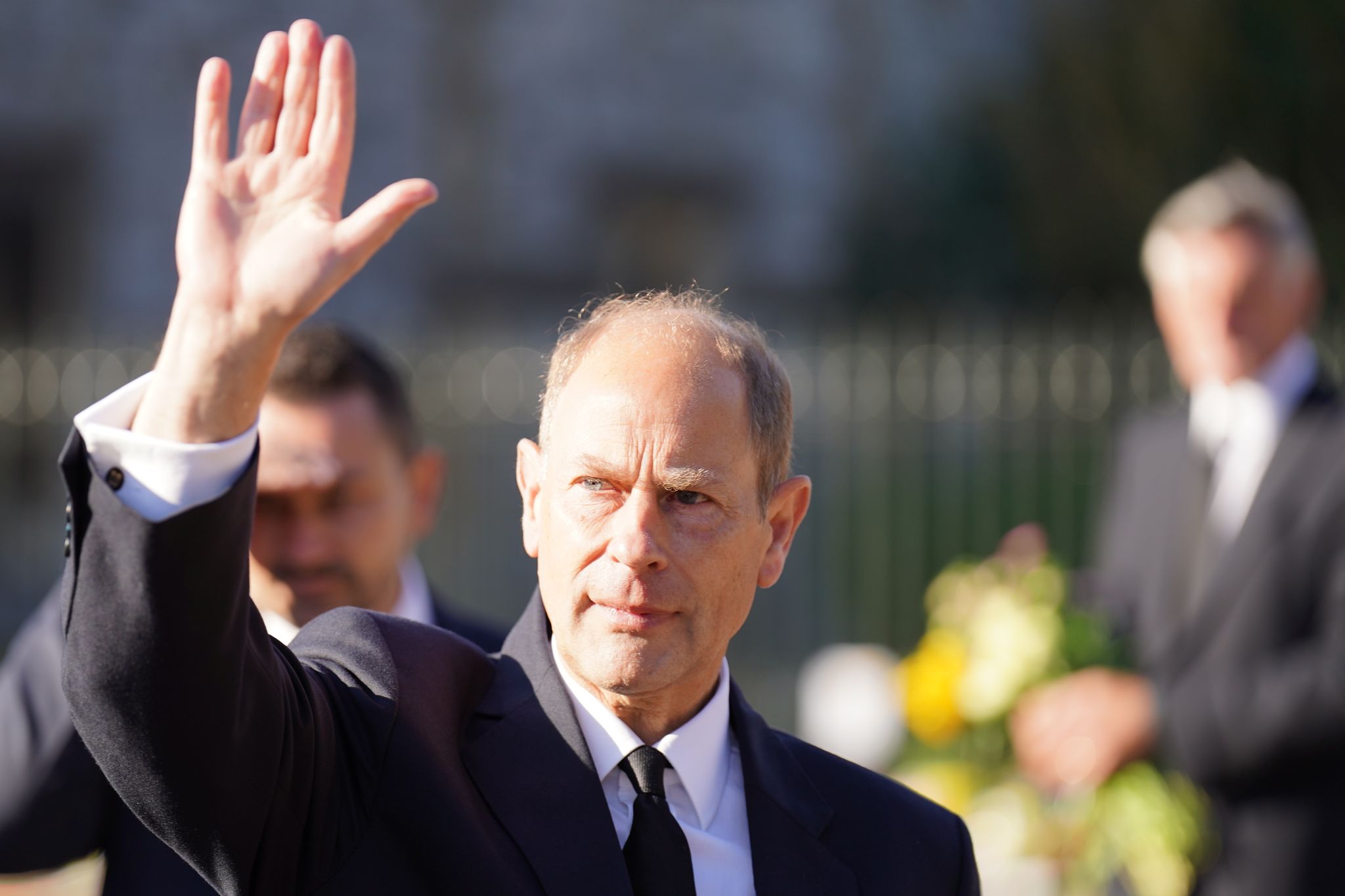 Britischer Prinz in Ostwestfalen: Mitgefühl und eine Rose