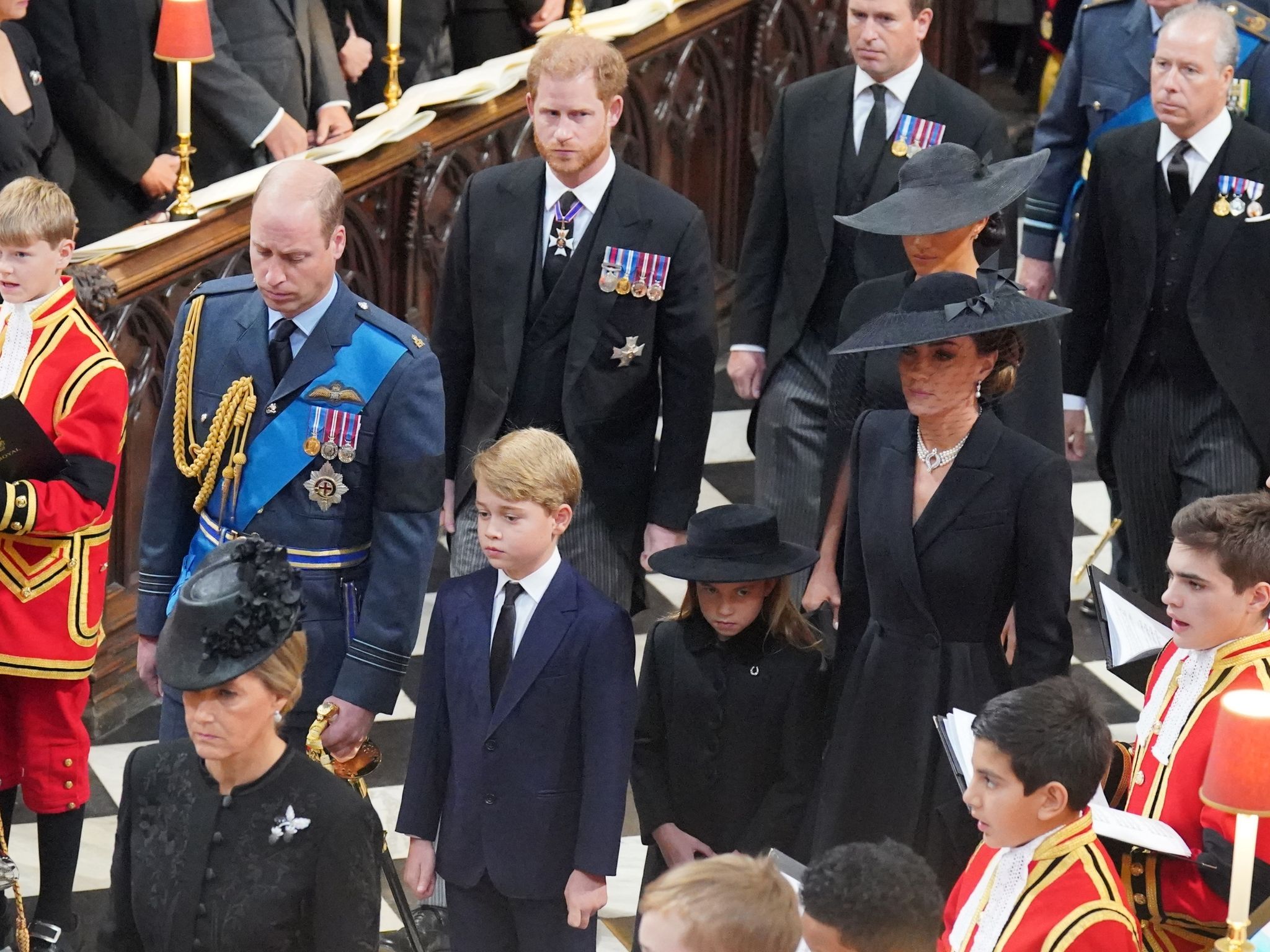 Junge Royals: Charlotte und George verabschieden ihre Uroma