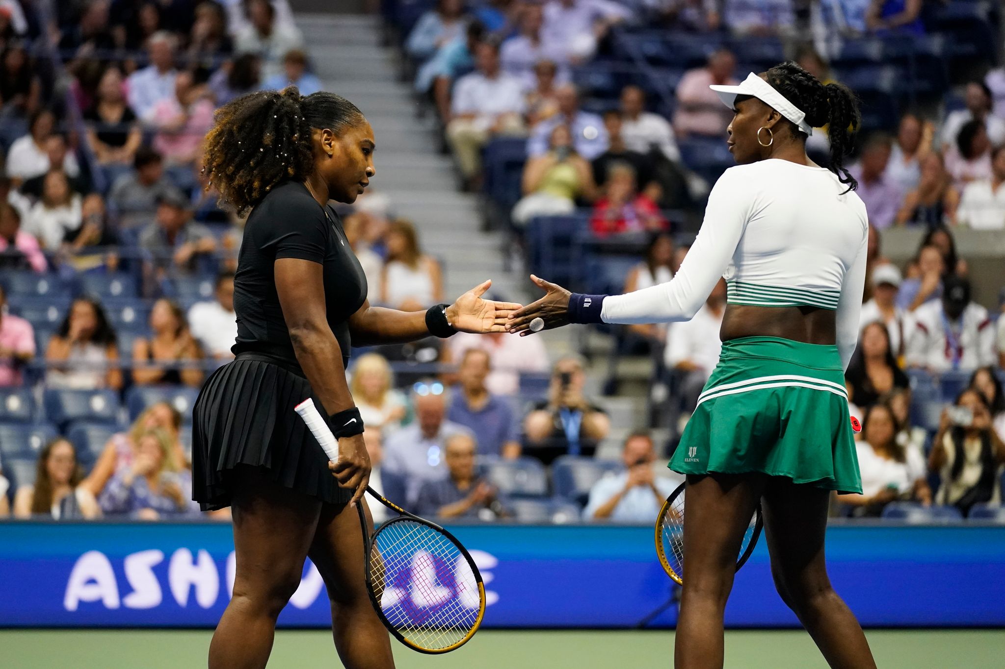 Williams-Schwestern verlieren – Nadal verletzt sich bei Sieg