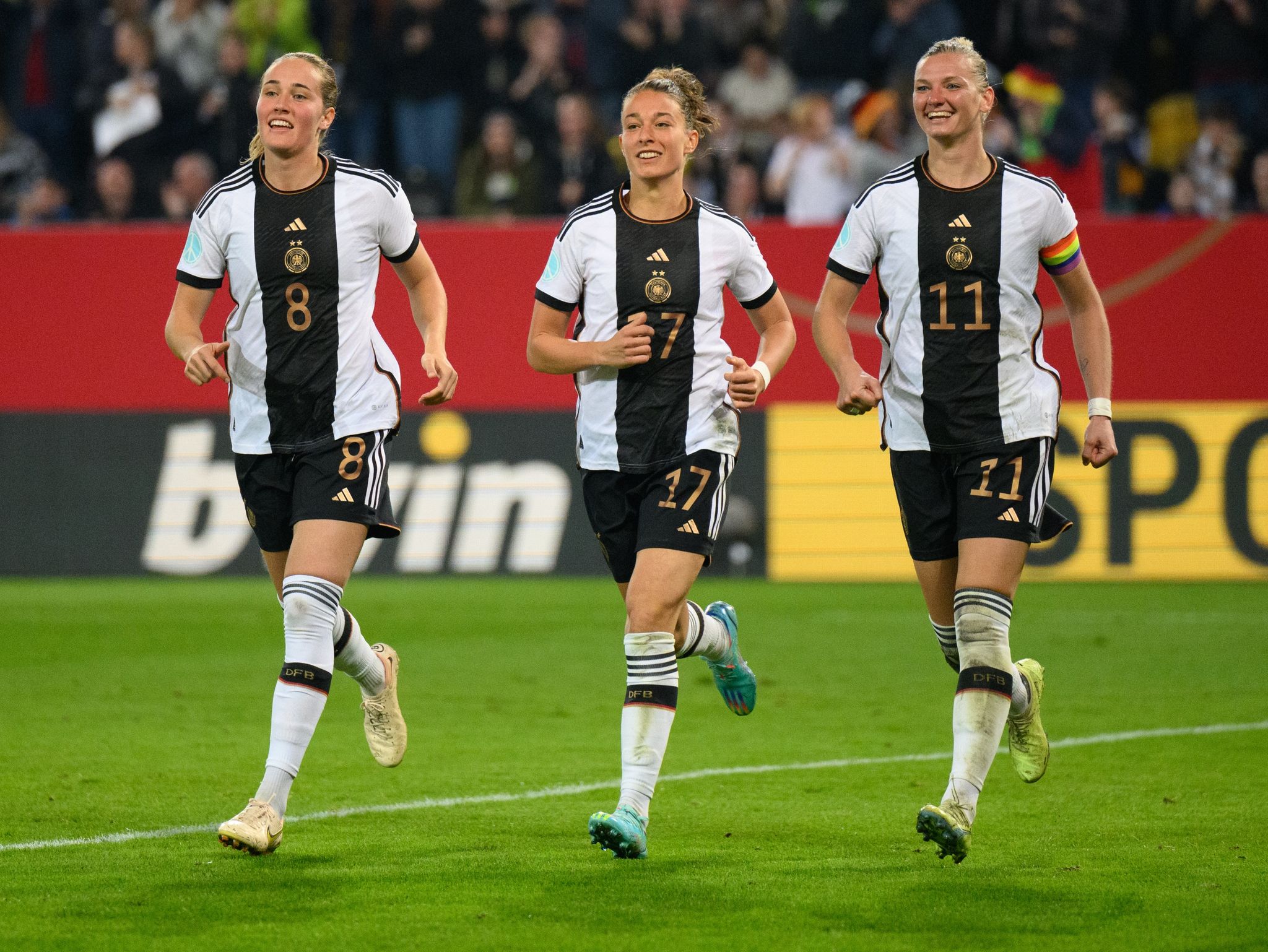 Gefeierte DFB-Frauen: «Das, wovon wir immer geträumt haben»