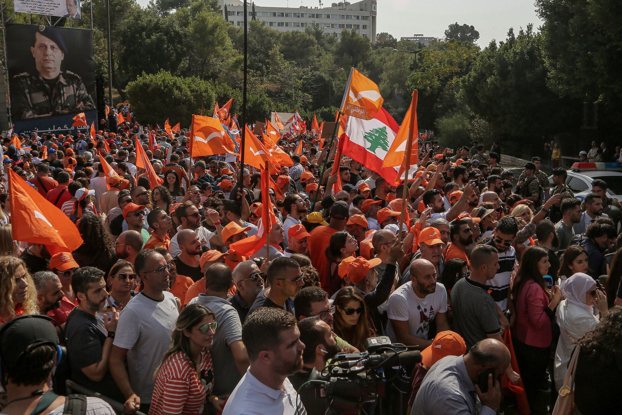 Libanon bald ohne Präsident und Regierung