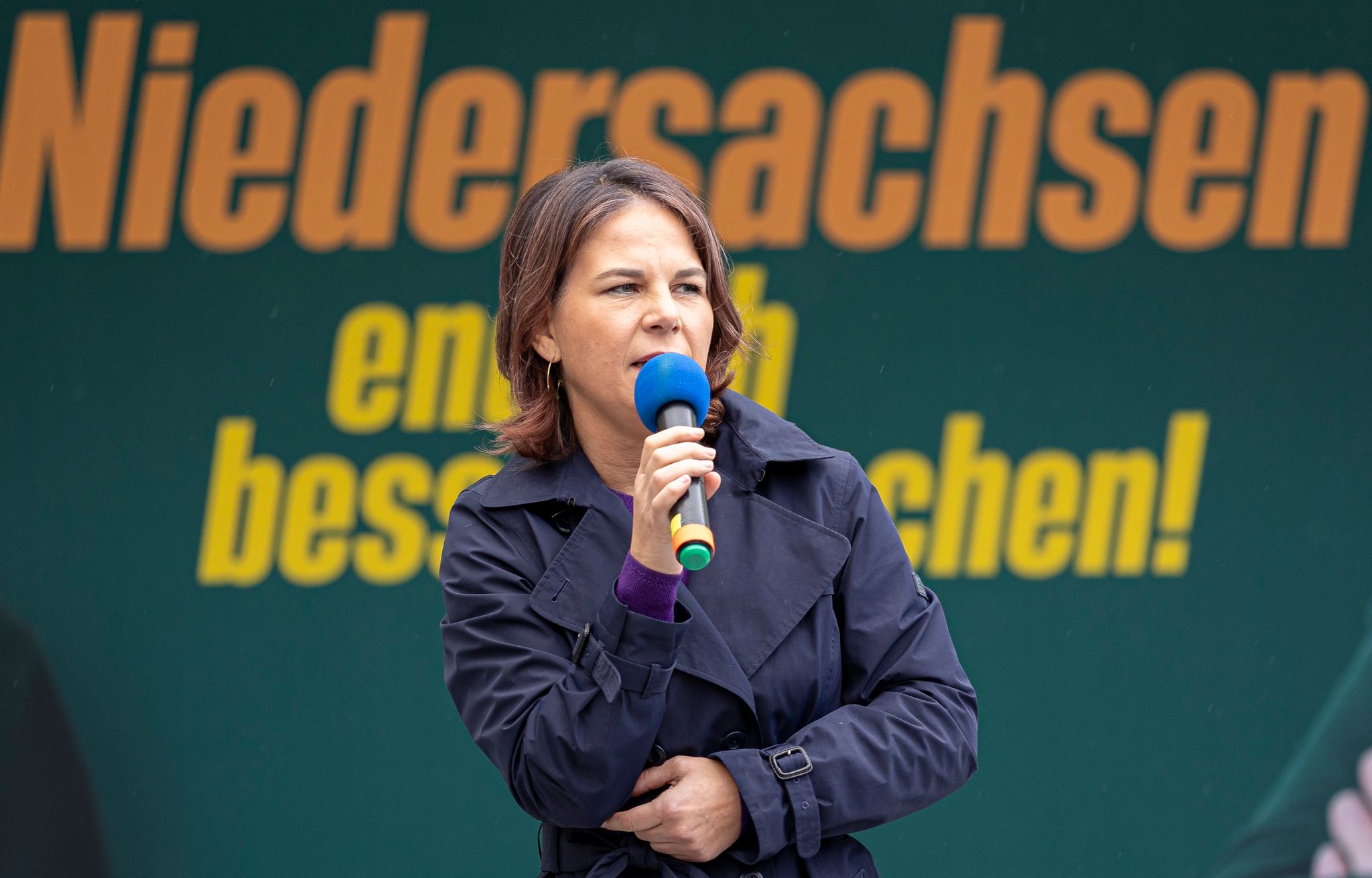 Baerbock versichert Solidarität mit Frauen im Iran