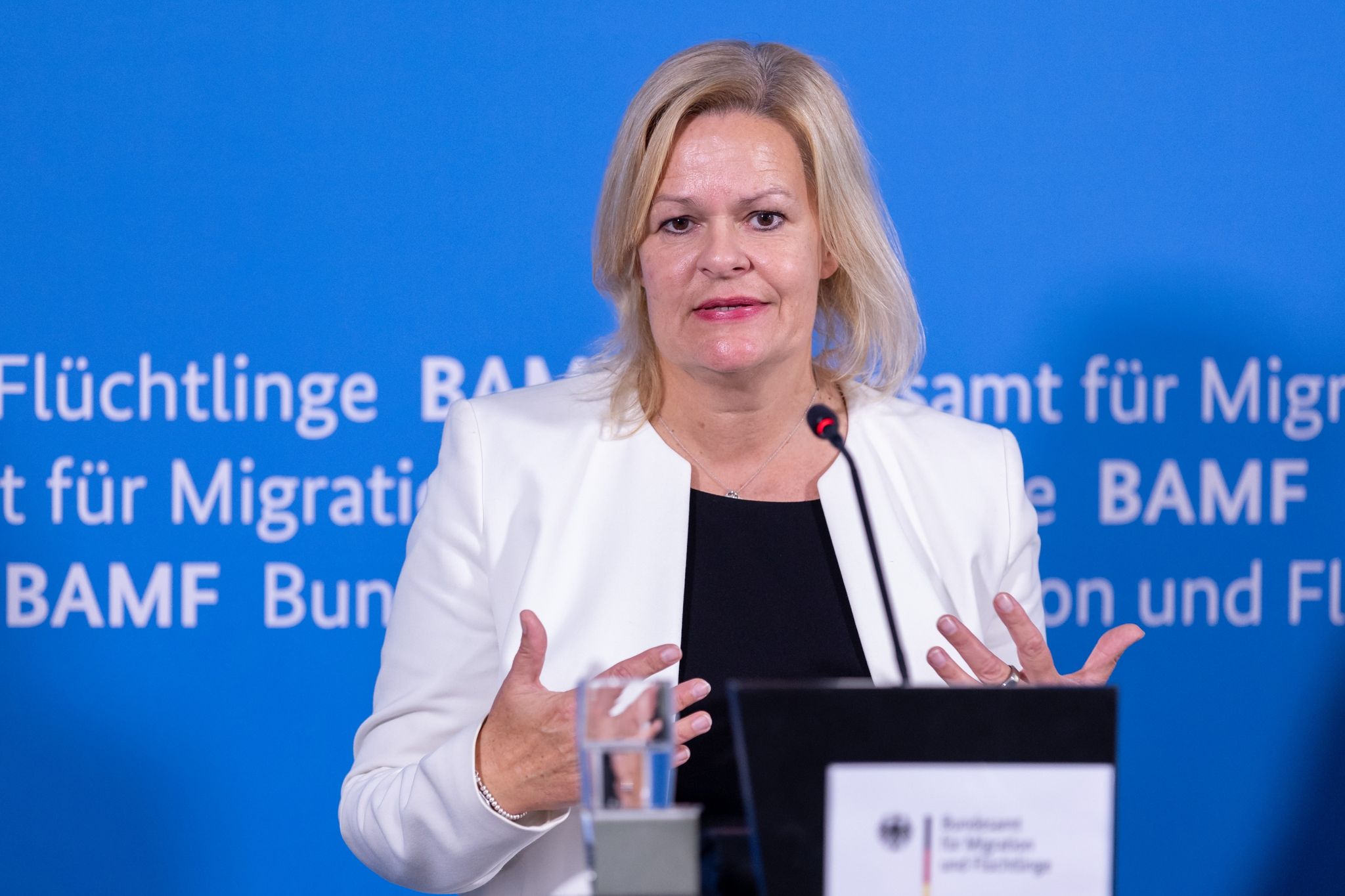 Faeser: Mehr Unterstützung für Flüchtlings-Unterbringung