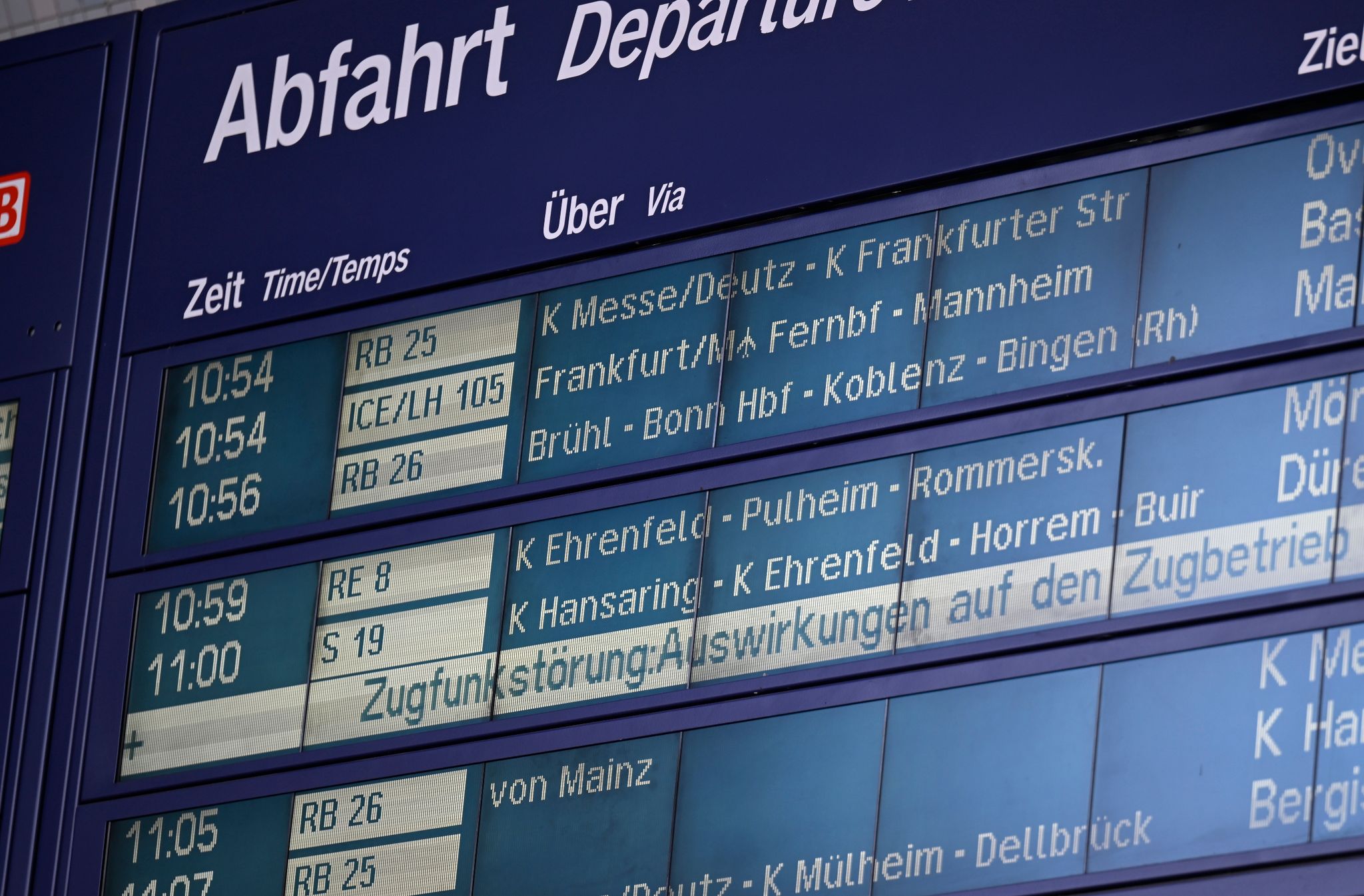 Faeser nimmt Infrastrukturbetreiber in die Pflicht