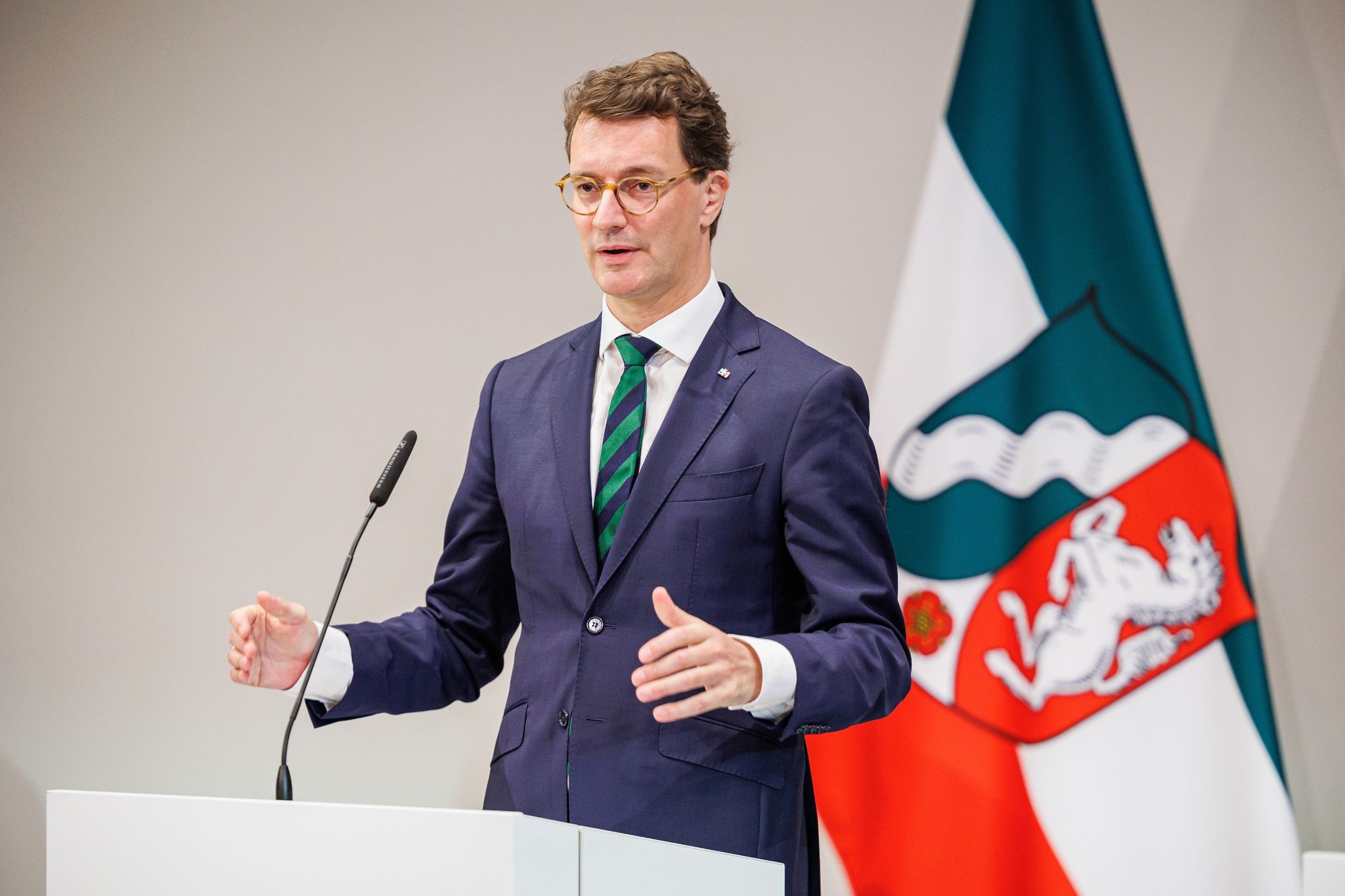 Wüst erwartet «starke Lösung» von Bund-Länder-Gesprächen