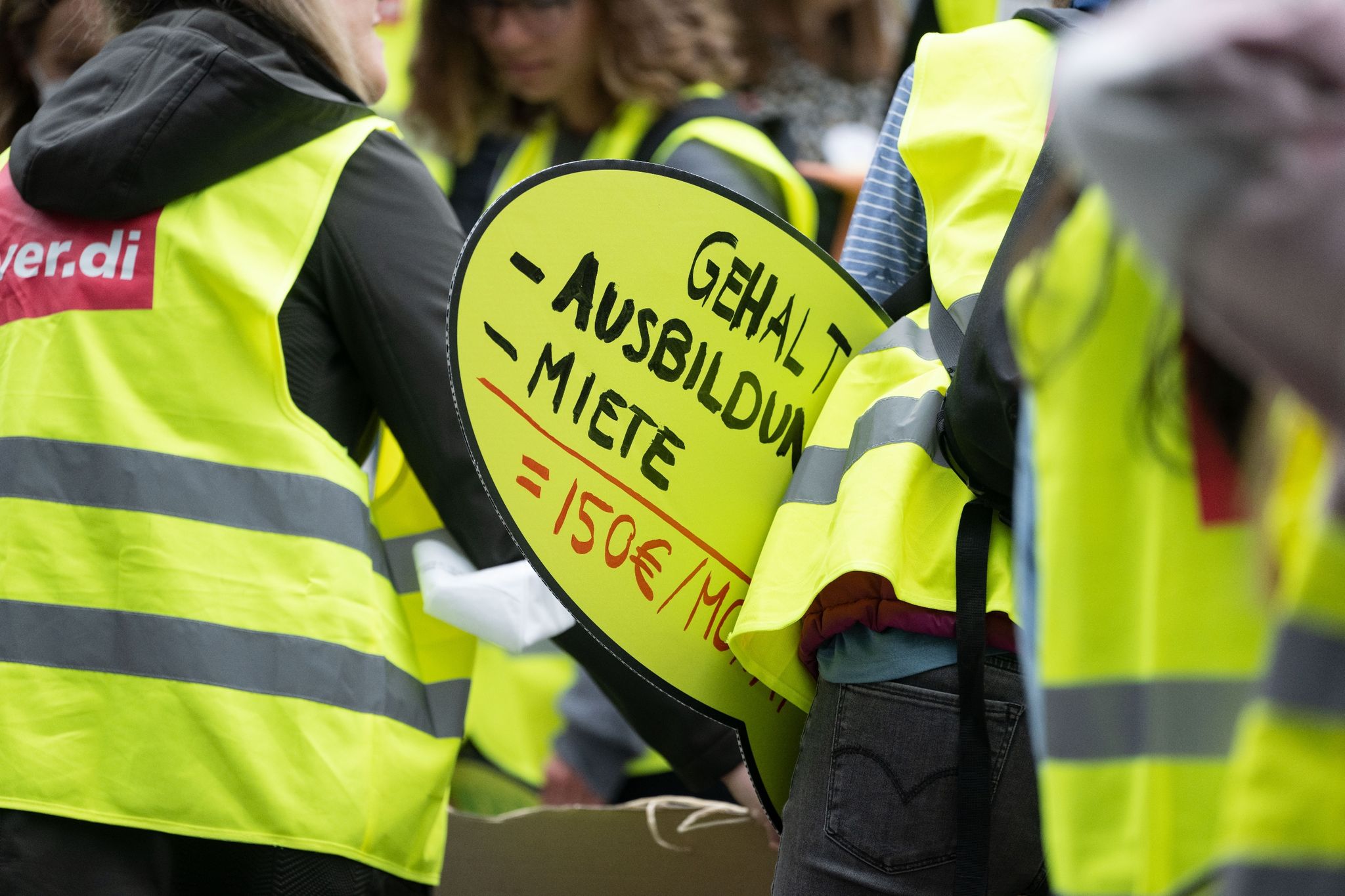 10,5 Prozent mehr Lohn für öffentlichen Dienst gefordert