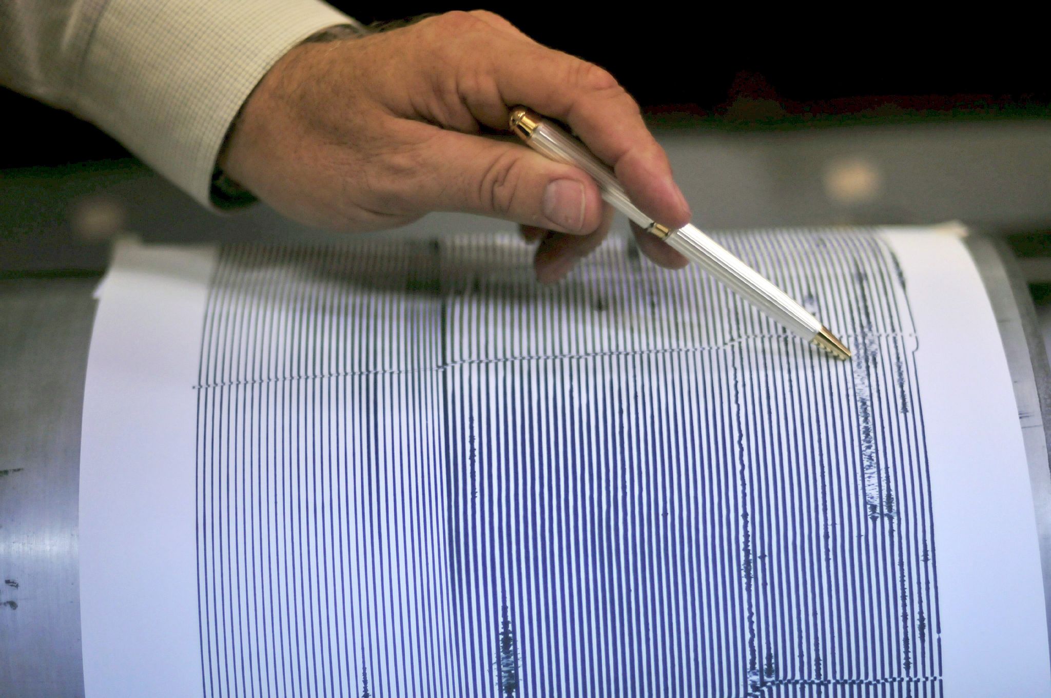 Dutzende Verletzte nach starkem Erdbeben