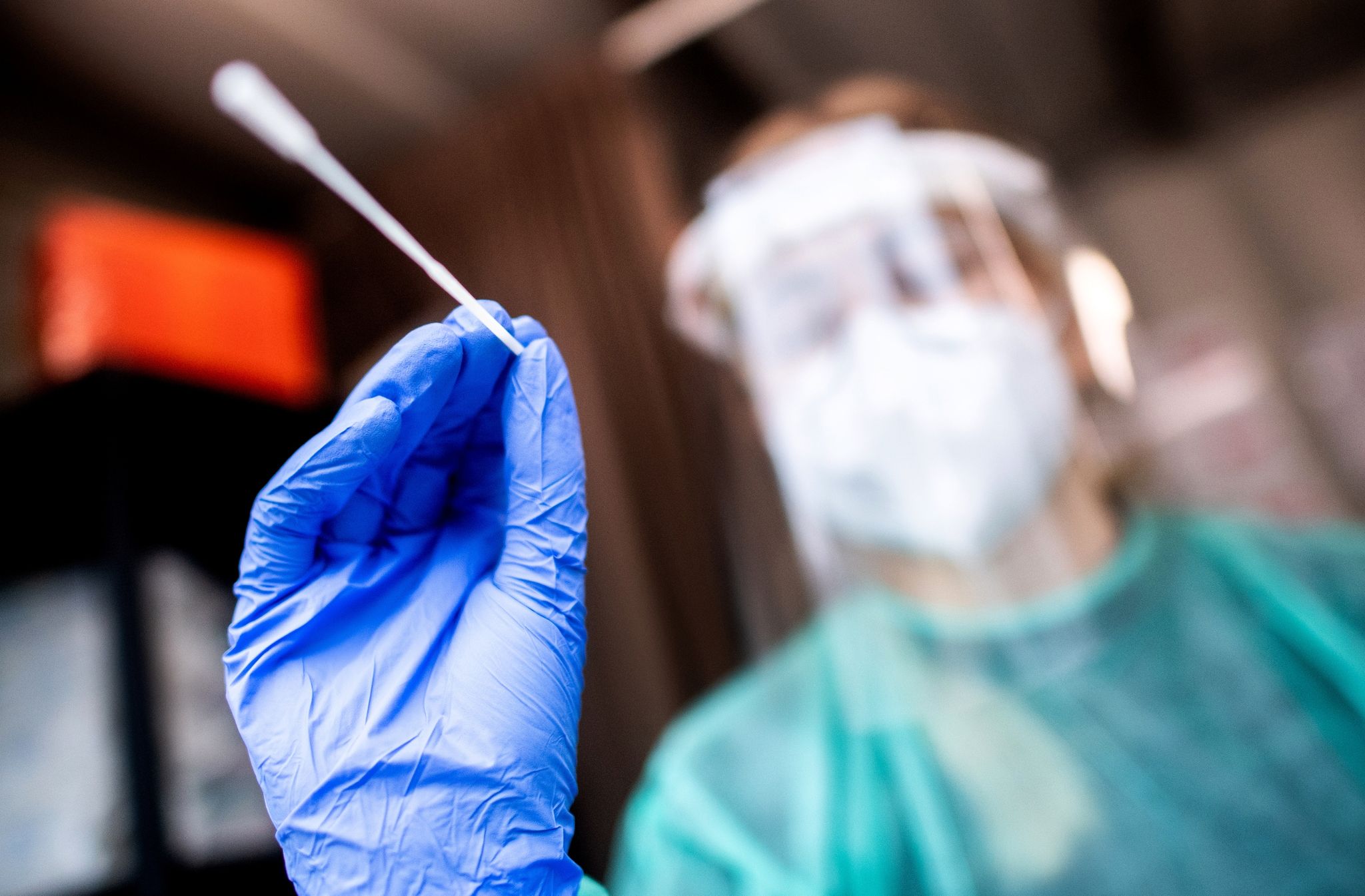 Sieben-Tage-Inzidenz steigt auf 414,0